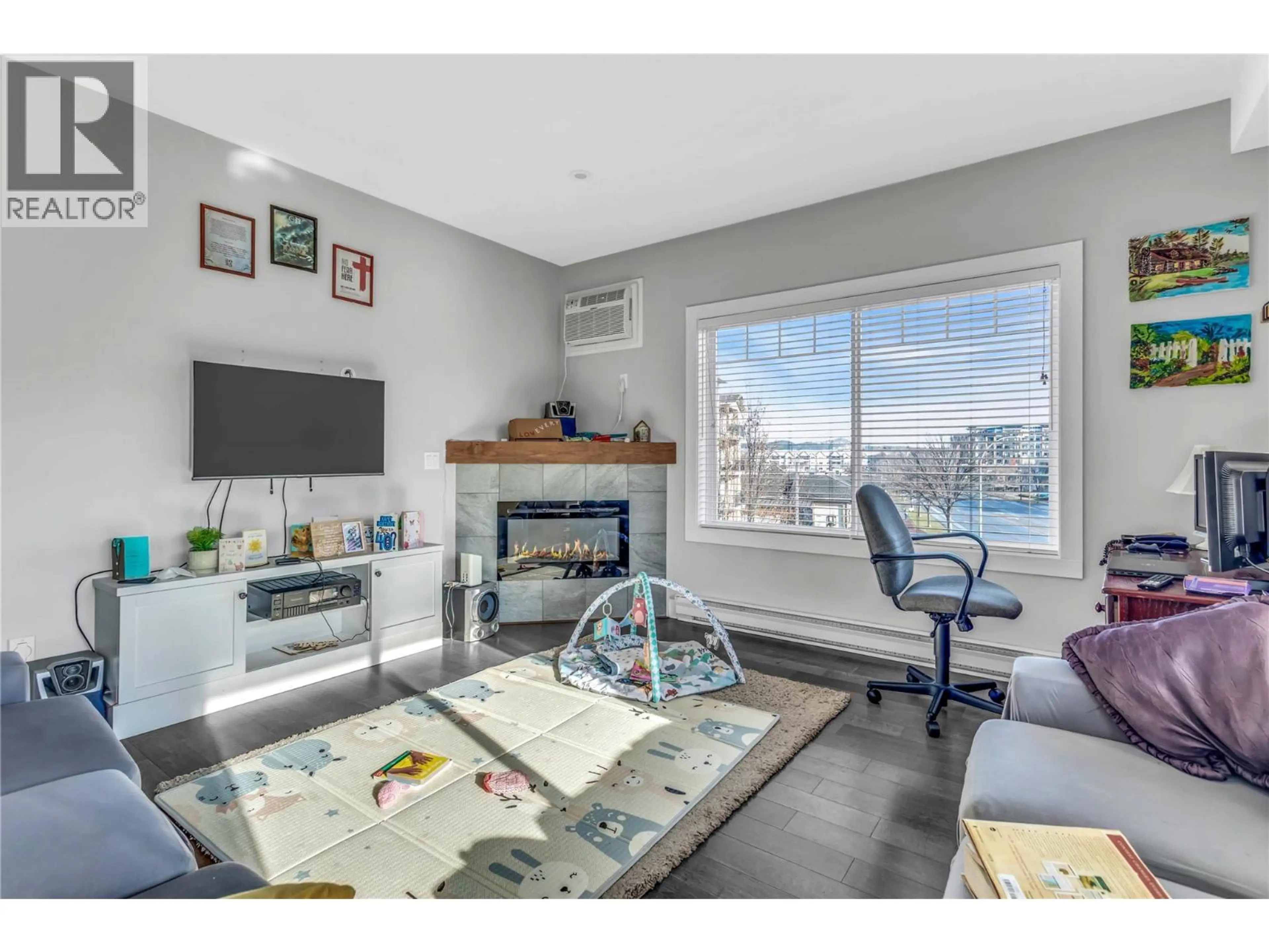 Property at #302 250 HOLLYWOOD ROAD S, Kelowna, BC