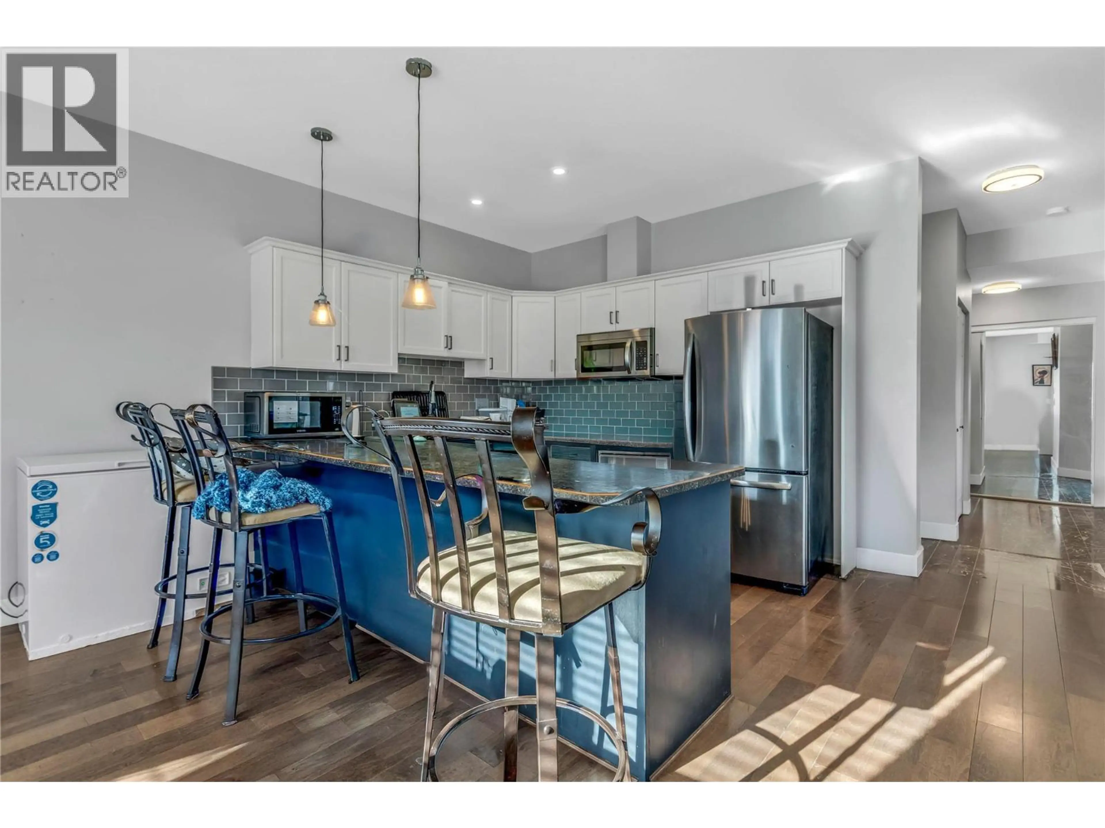 Property at #302 250 HOLLYWOOD ROAD S, Kelowna, BC