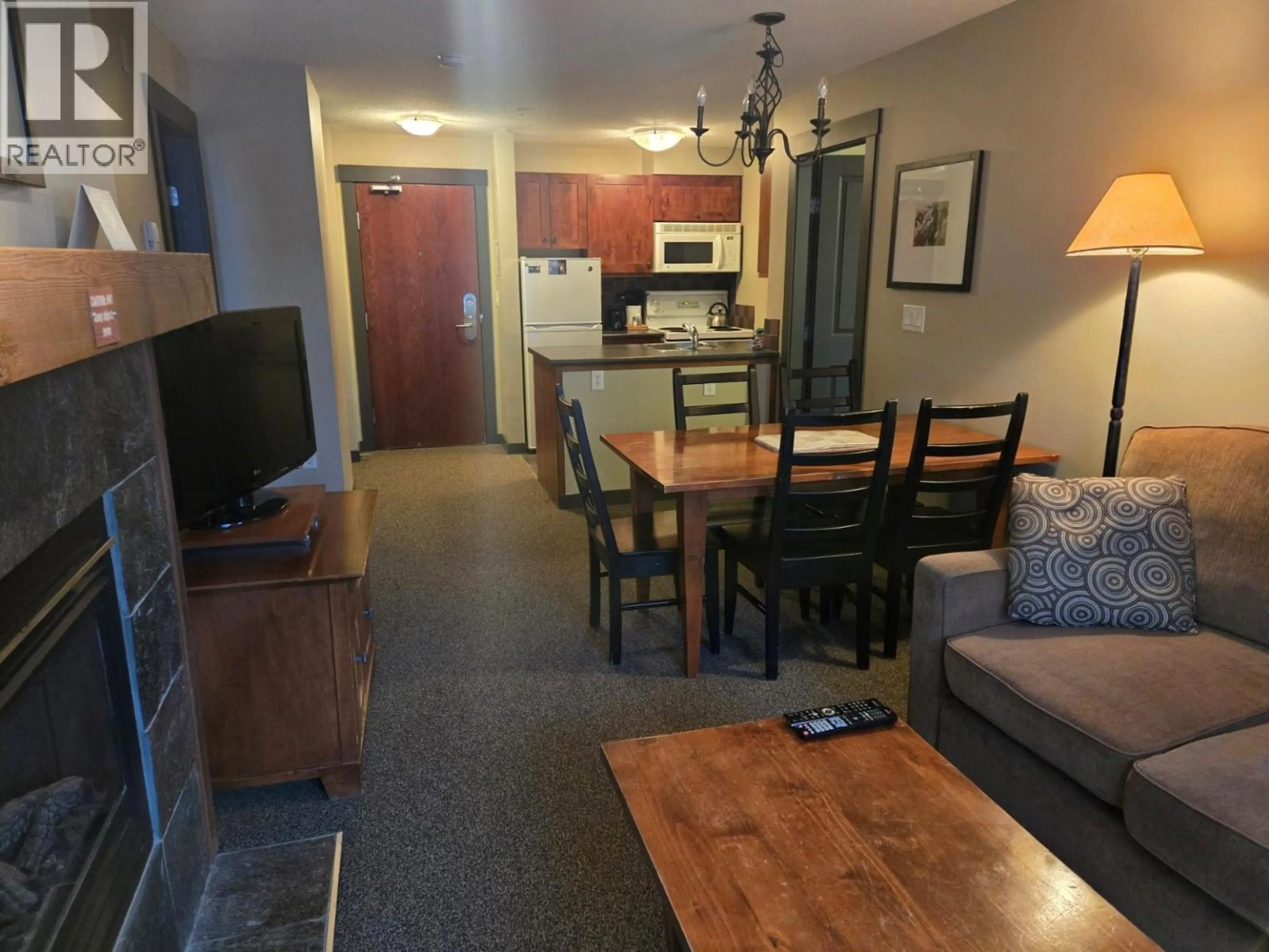 Property at #406 2070 SUMMIT DRIVE, Panorama, BC