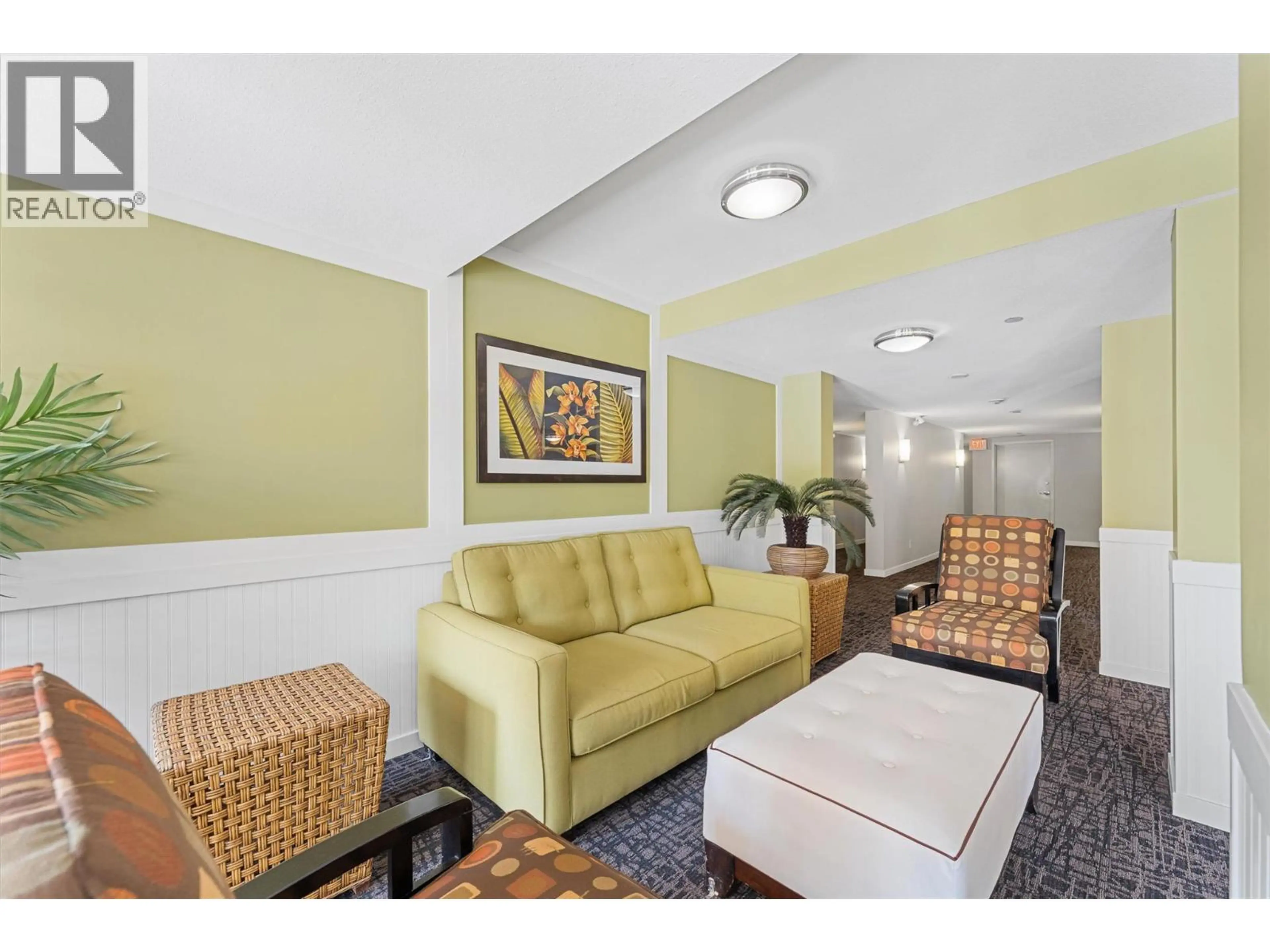 Property at #404 571 YATES ROAD, Kelowna, BC