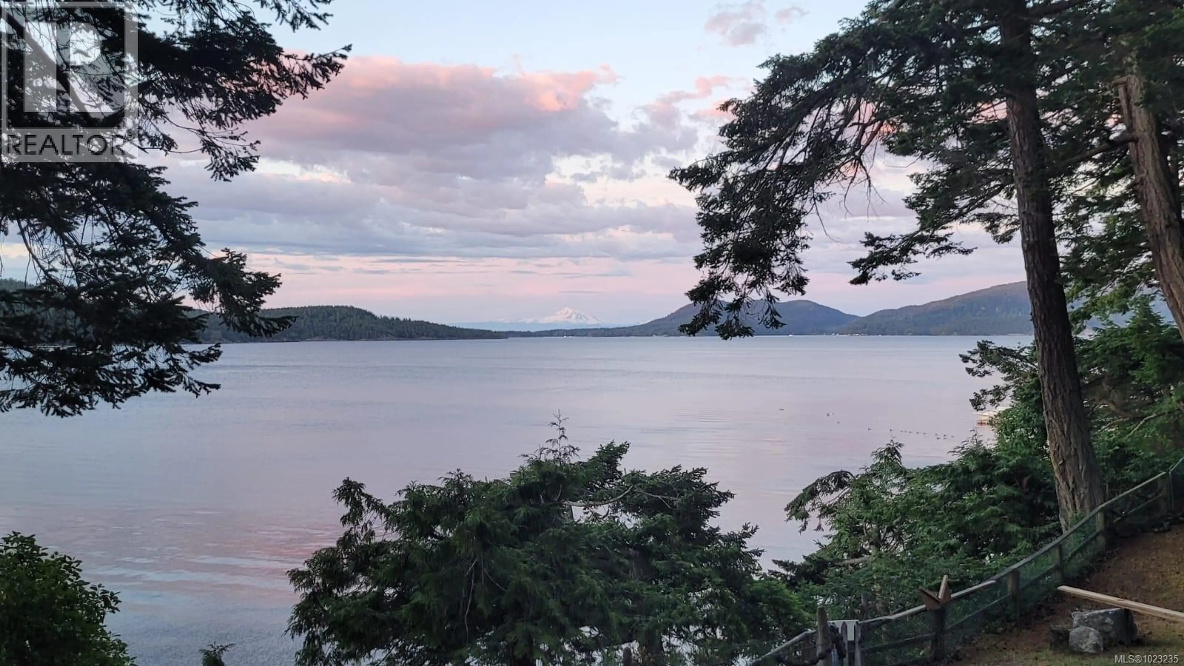 Property at 4218 ARMADALE RD, Pender Island, BC