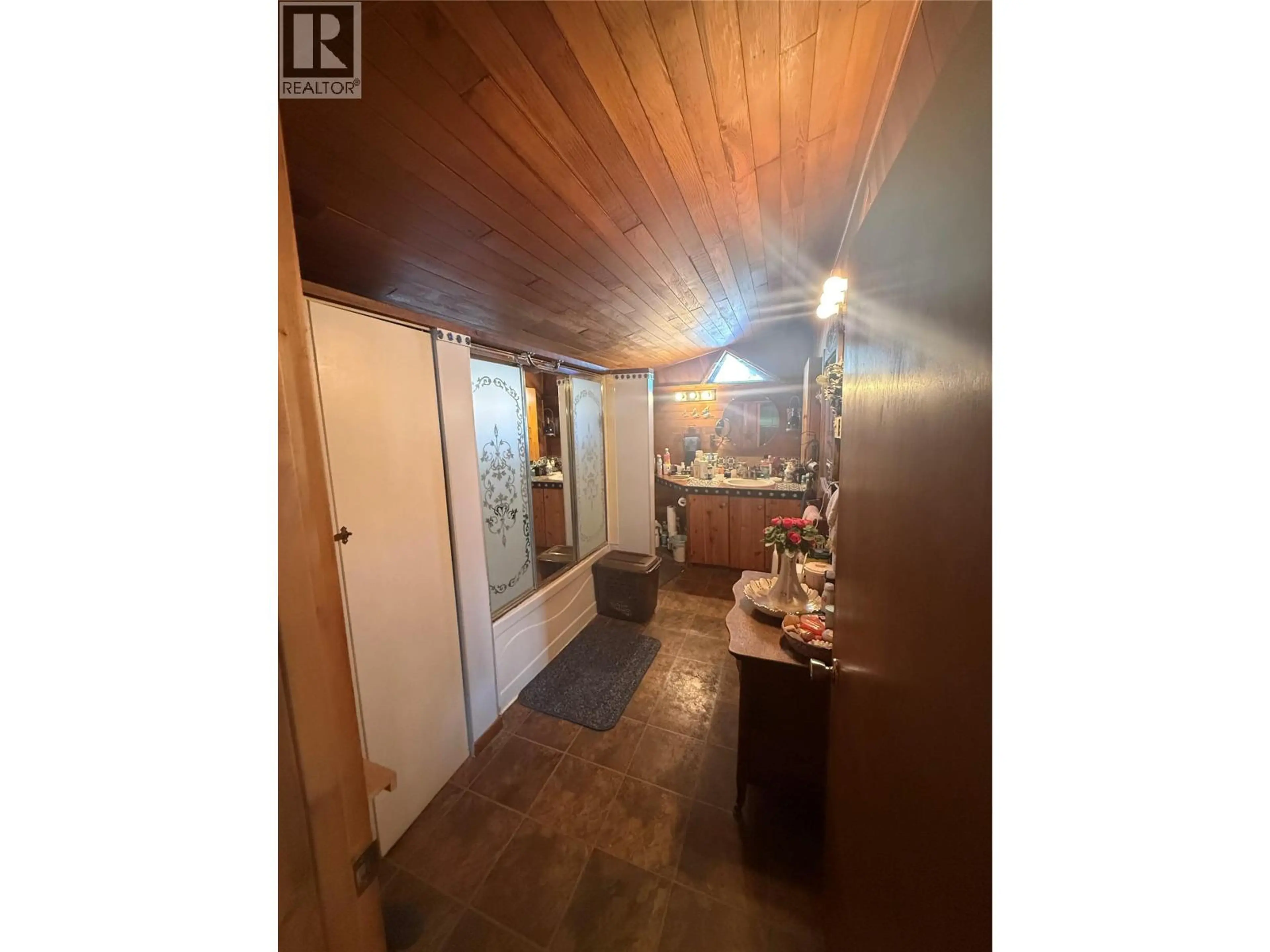 Property at 5861 33 HIGHWAY, Beaverdell, BC