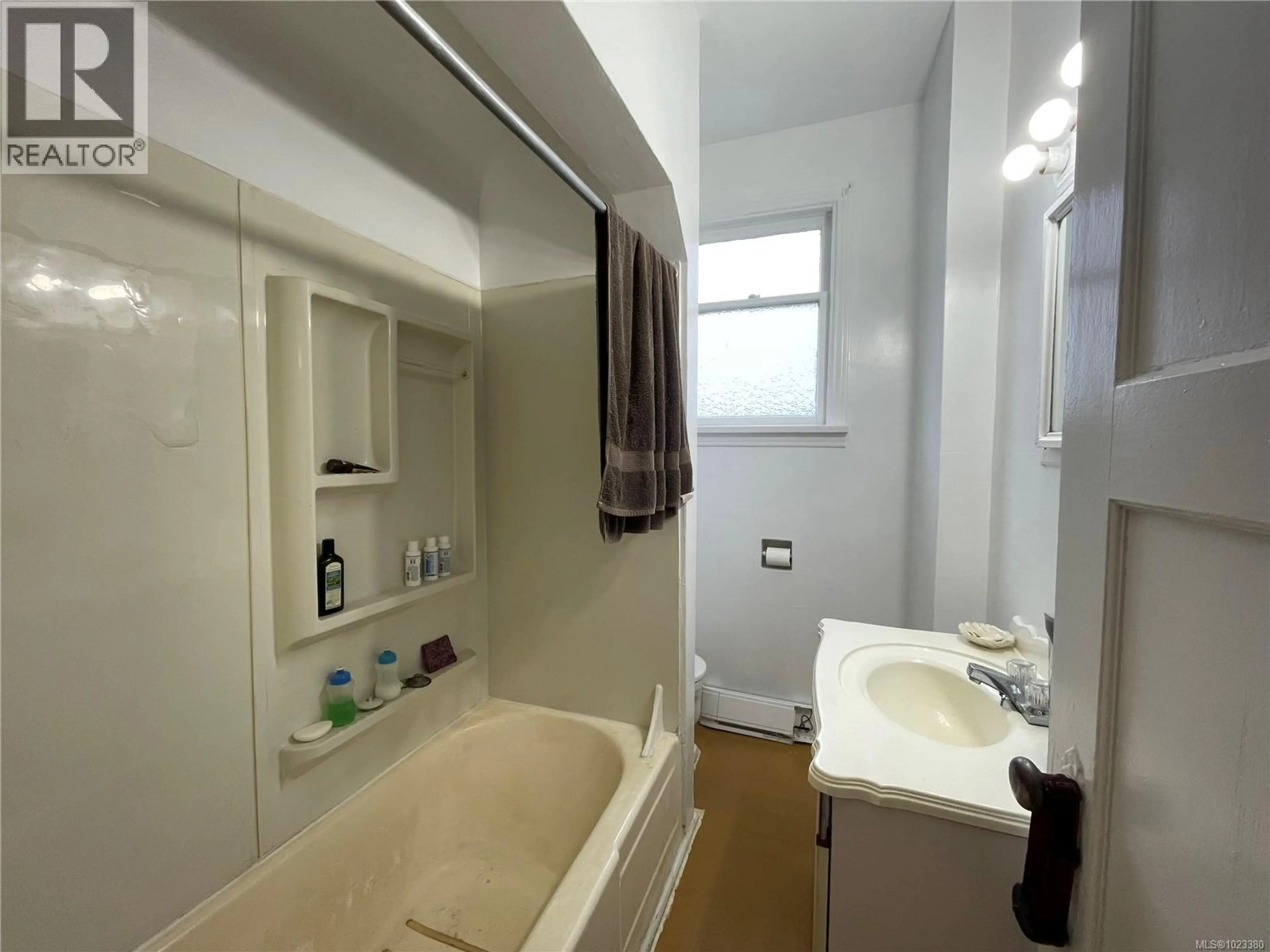 Property at 4508 REDFORD ST, Port Alberni, BC