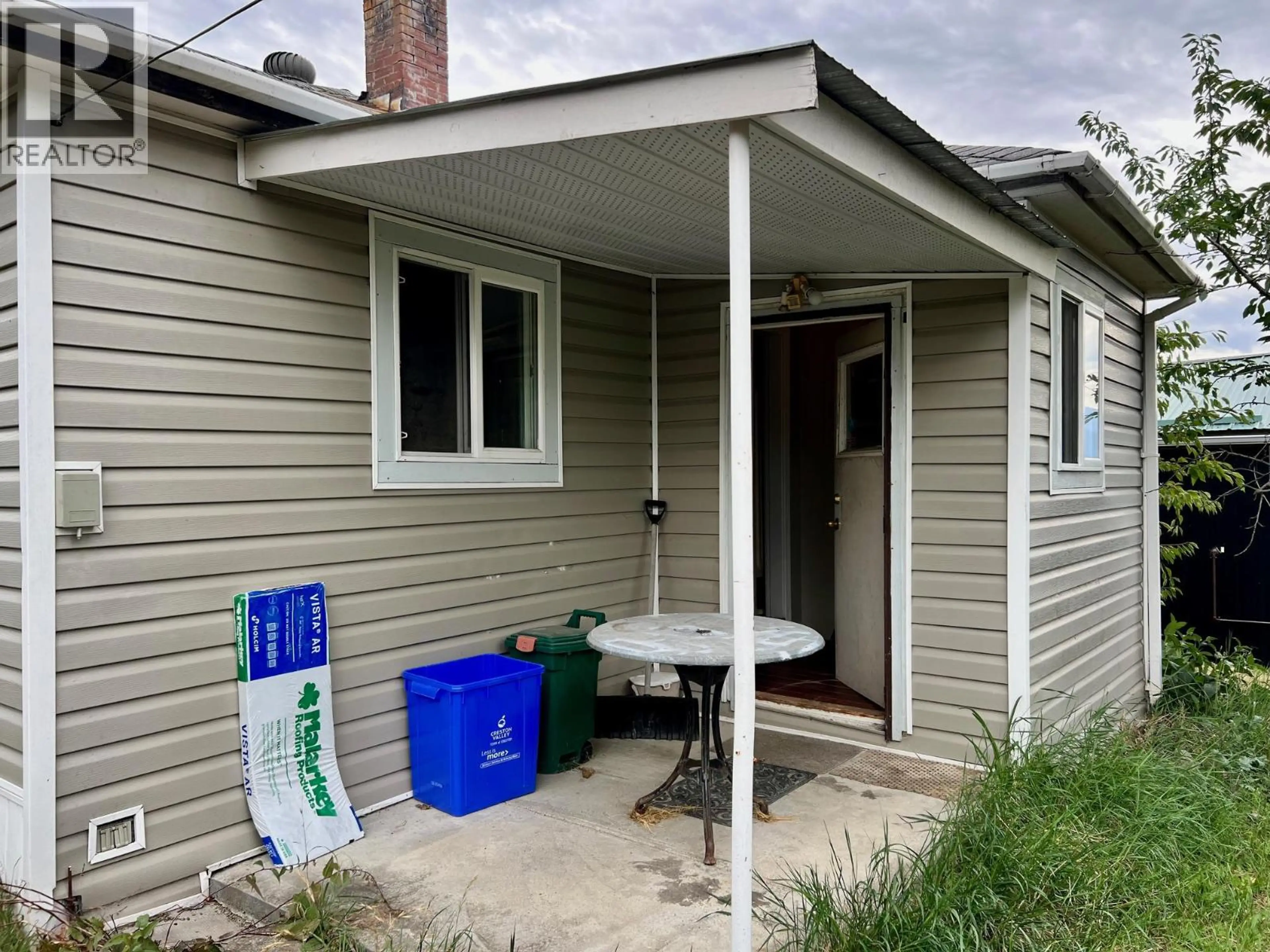 Property at 141 15TH AVENUE N, Creston, BC