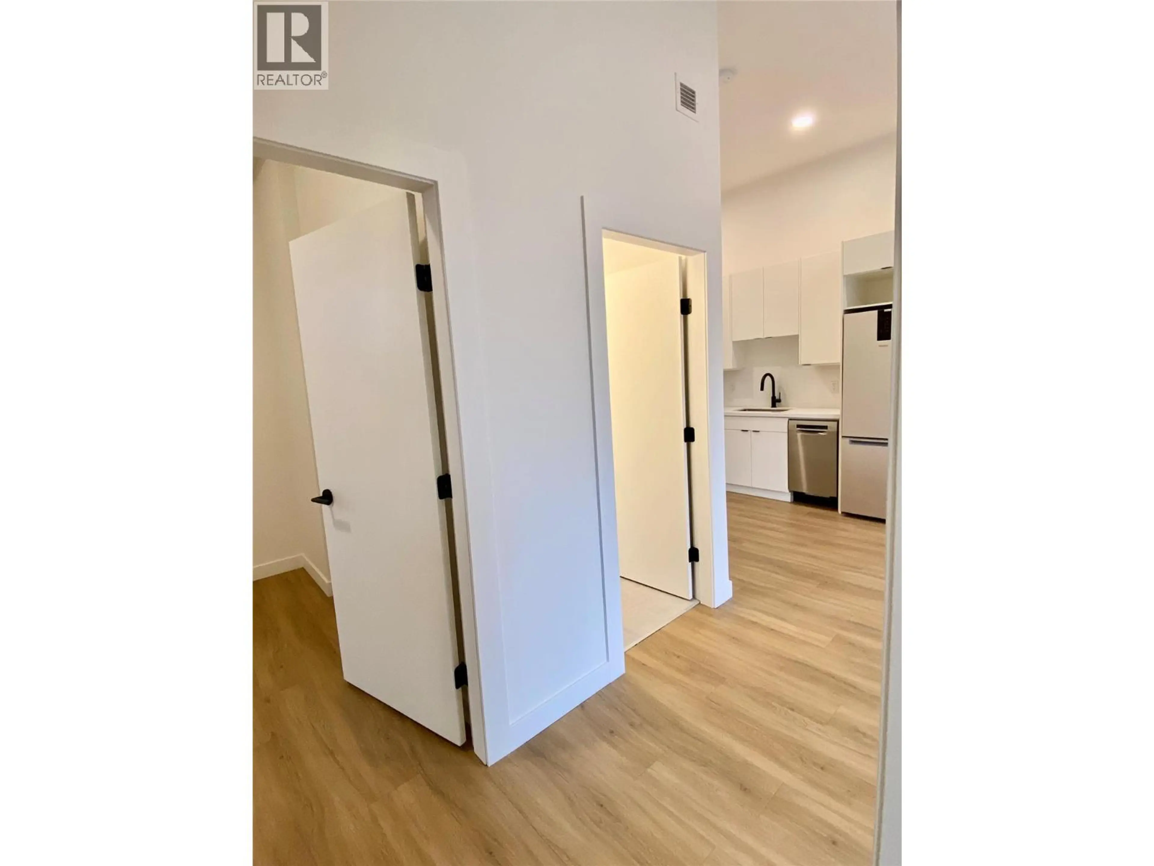 Property at #506 514 VICTORIA STREET, Nelson, BC