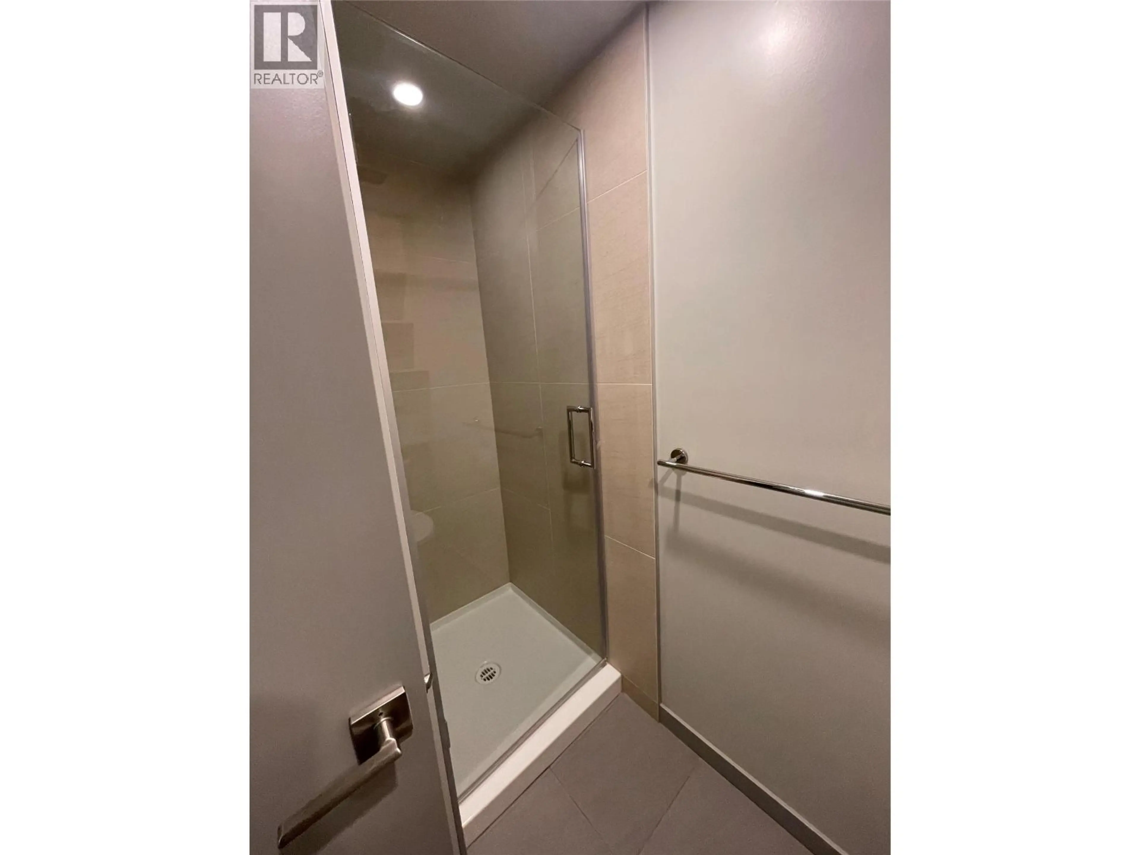 Property at #112 345 DOUGALL ROAD N, Kelowna, BC