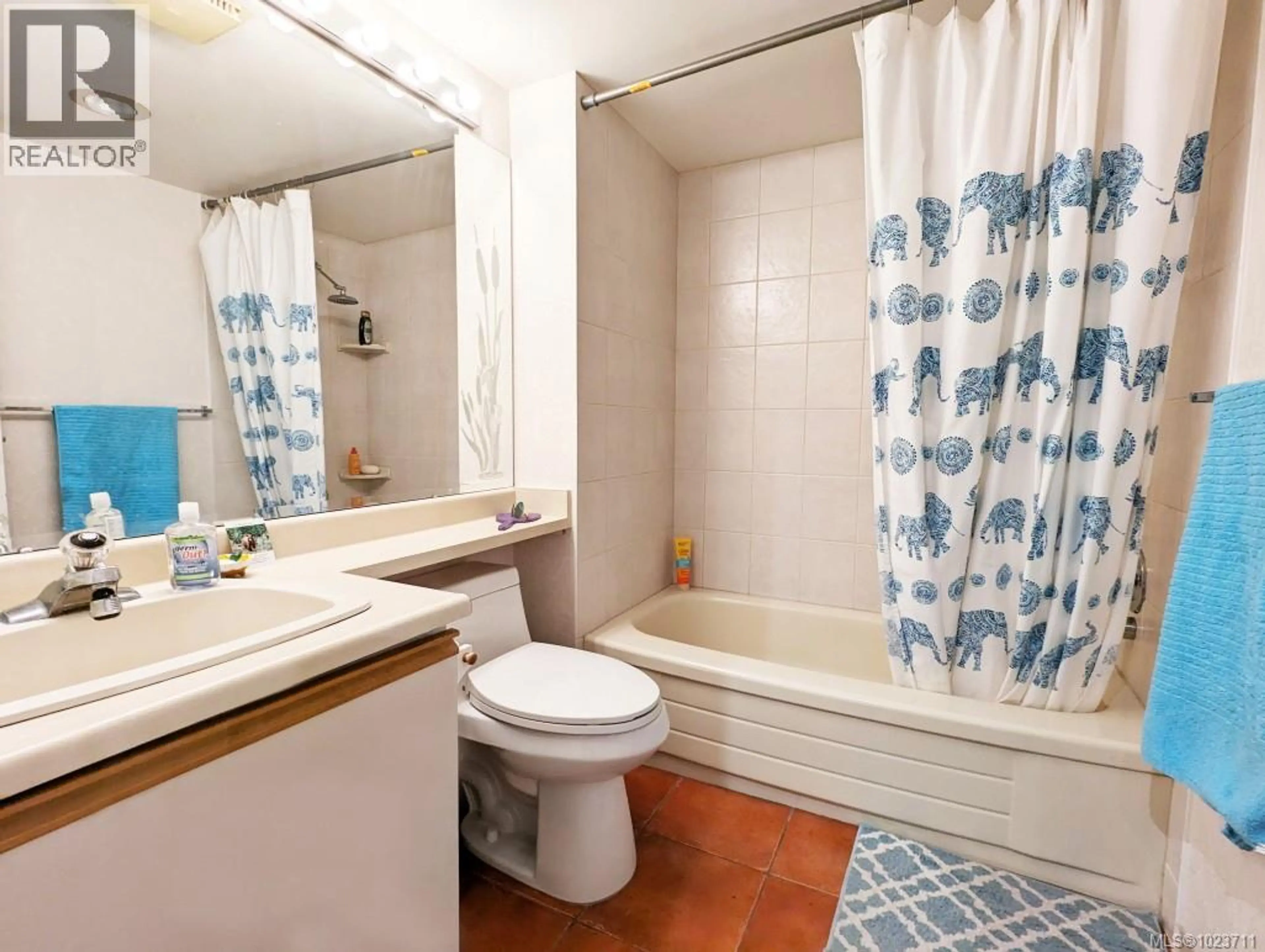 Property at #309 1560 HILLSIDE AVE, Victoria, BC