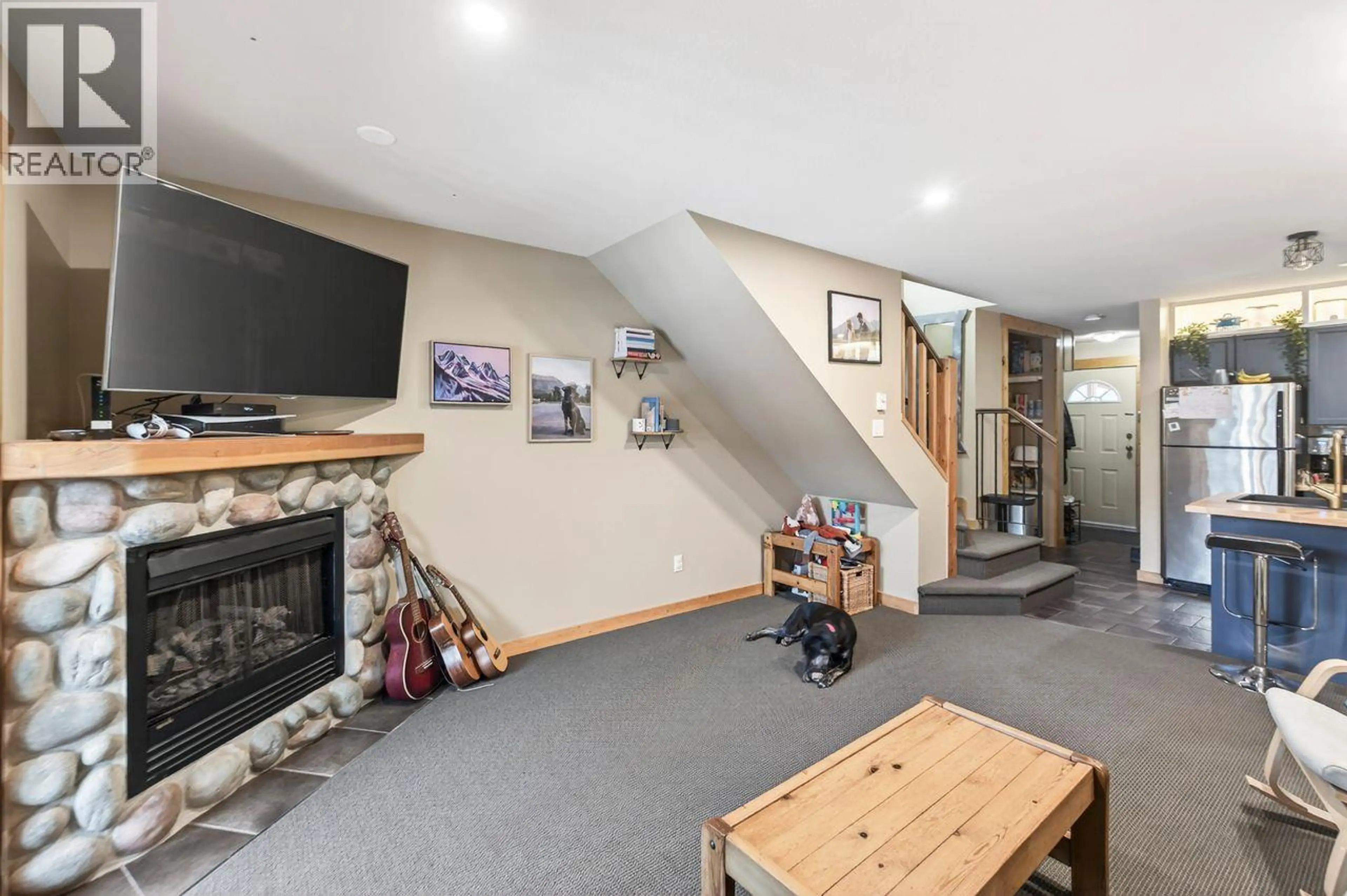 Property at #202 33 RIVERMOUNT PLACE, Fernie, BC