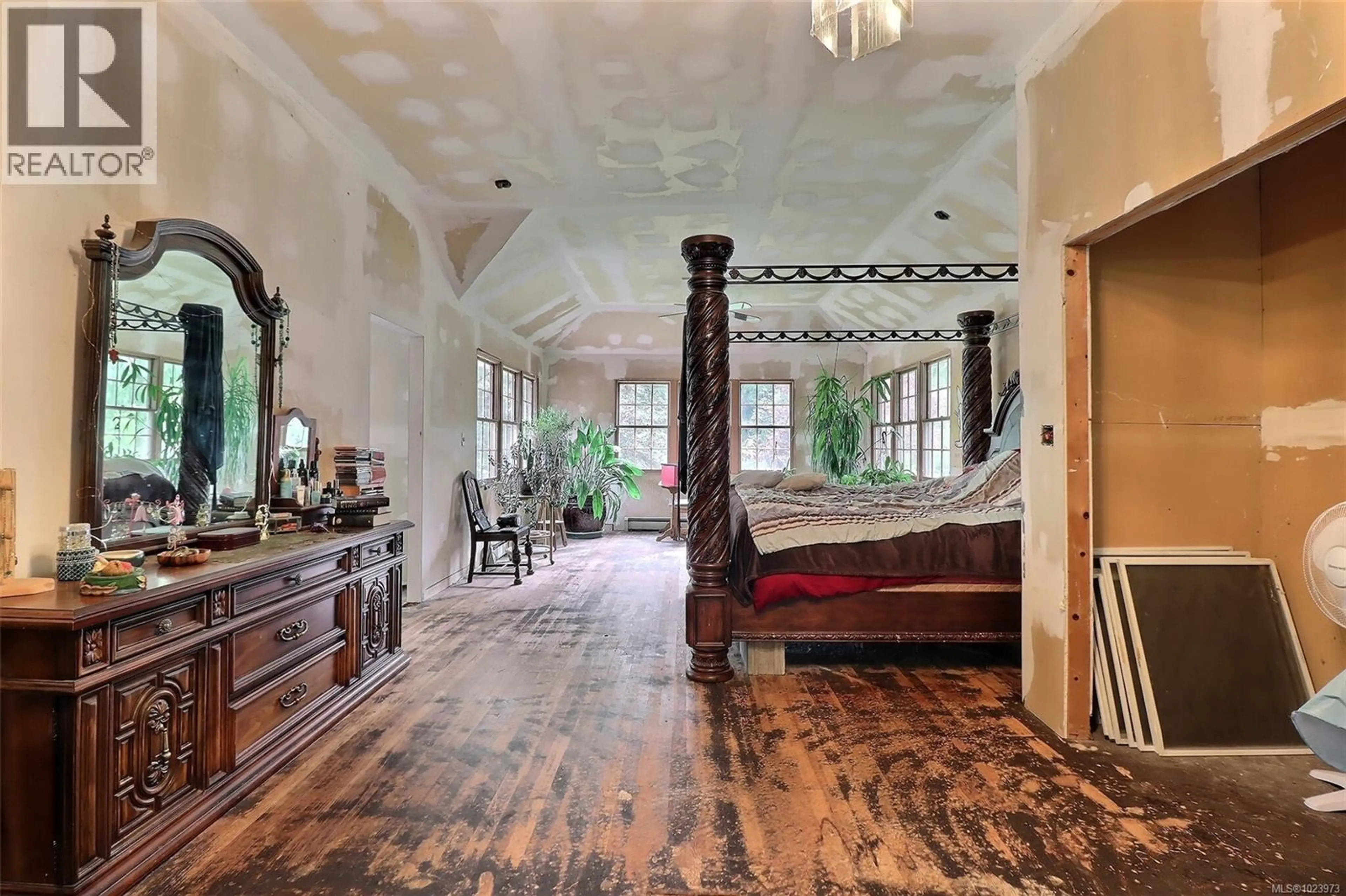 Property at 4755 FAIRBRIDGE DR, Duncan, BC