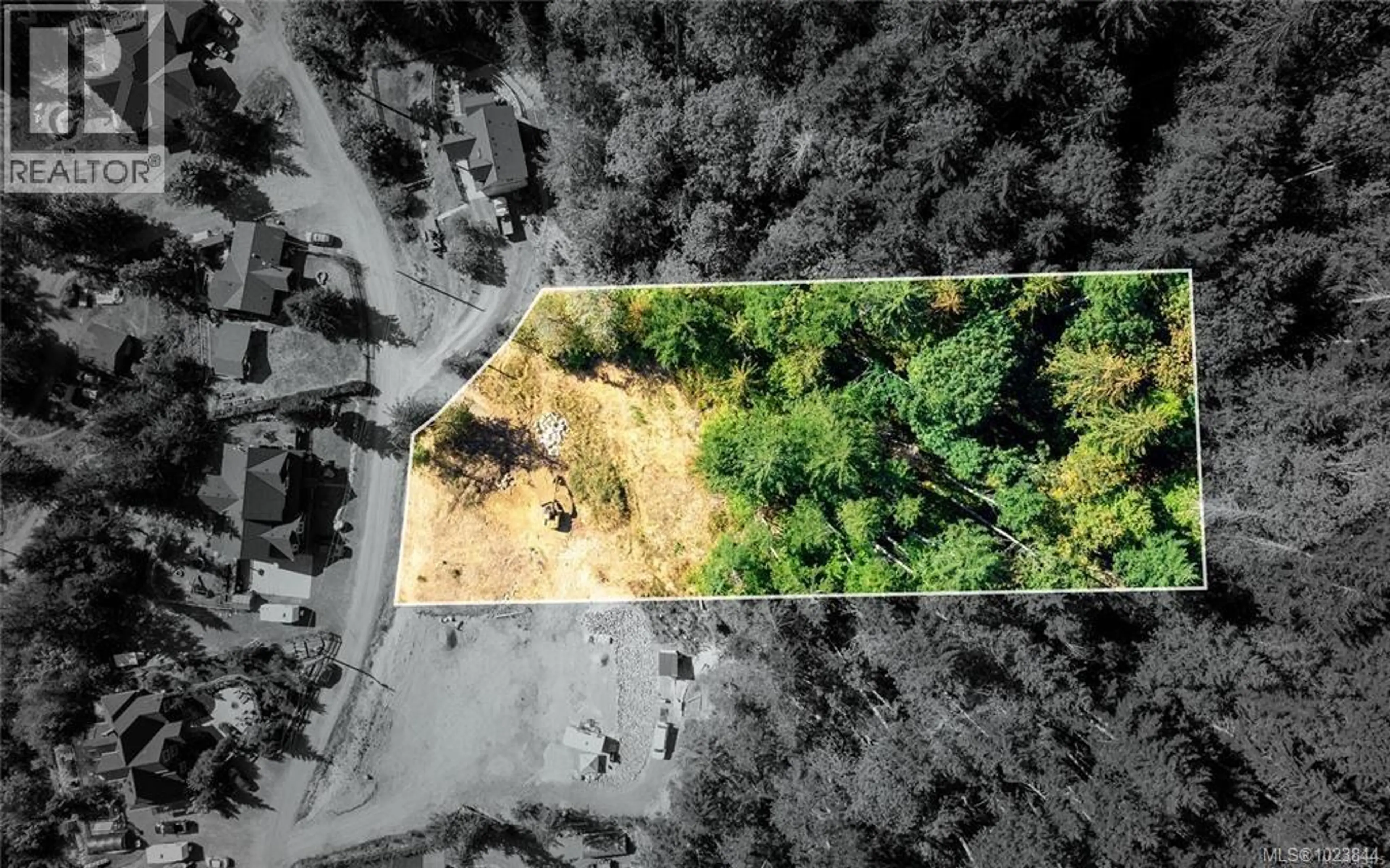 Property at 1865 TAYLOR WALK, Qualicum Beach, BC