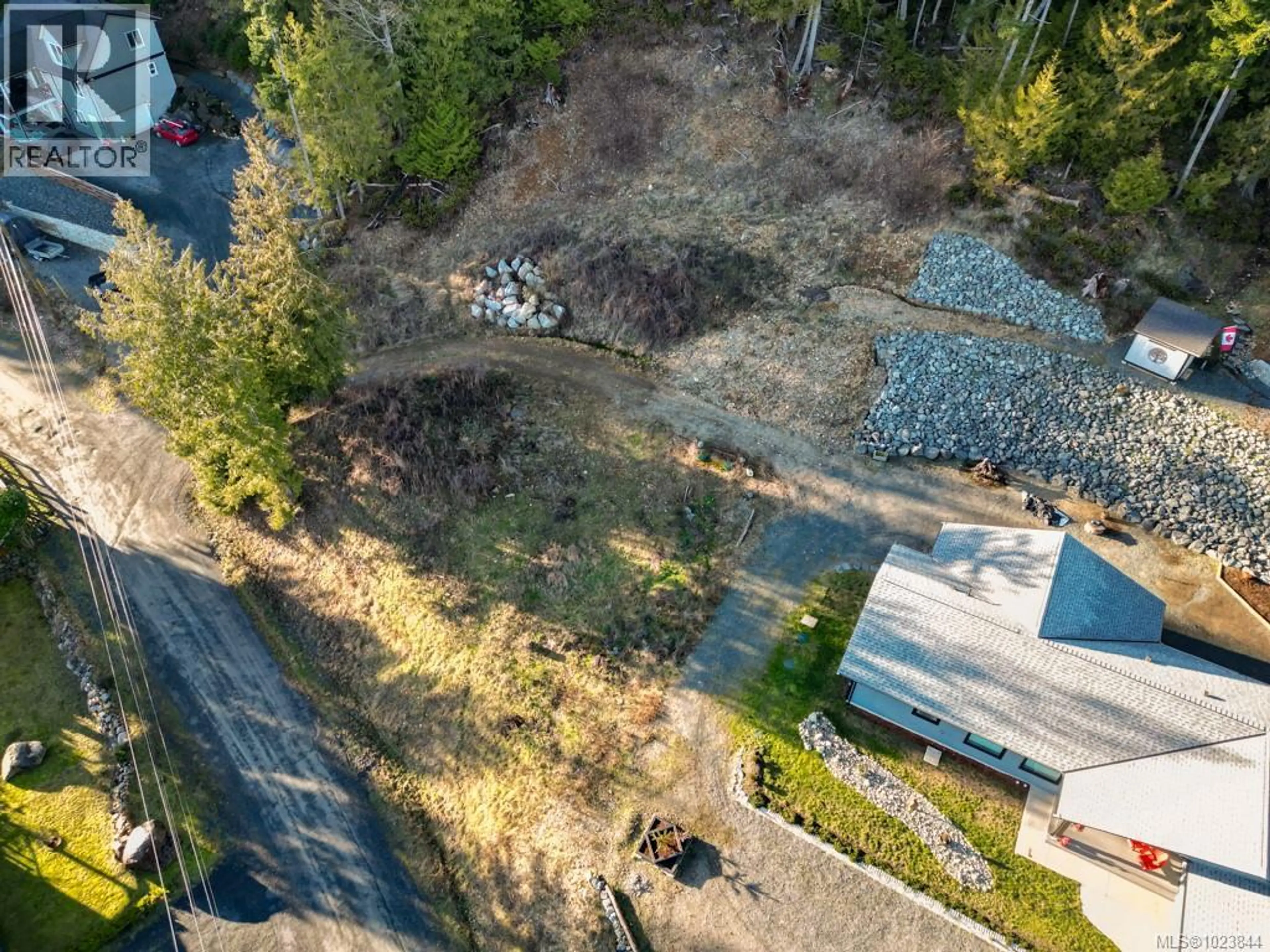 Property at 1865 TAYLOR WALK, Qualicum Beach, BC