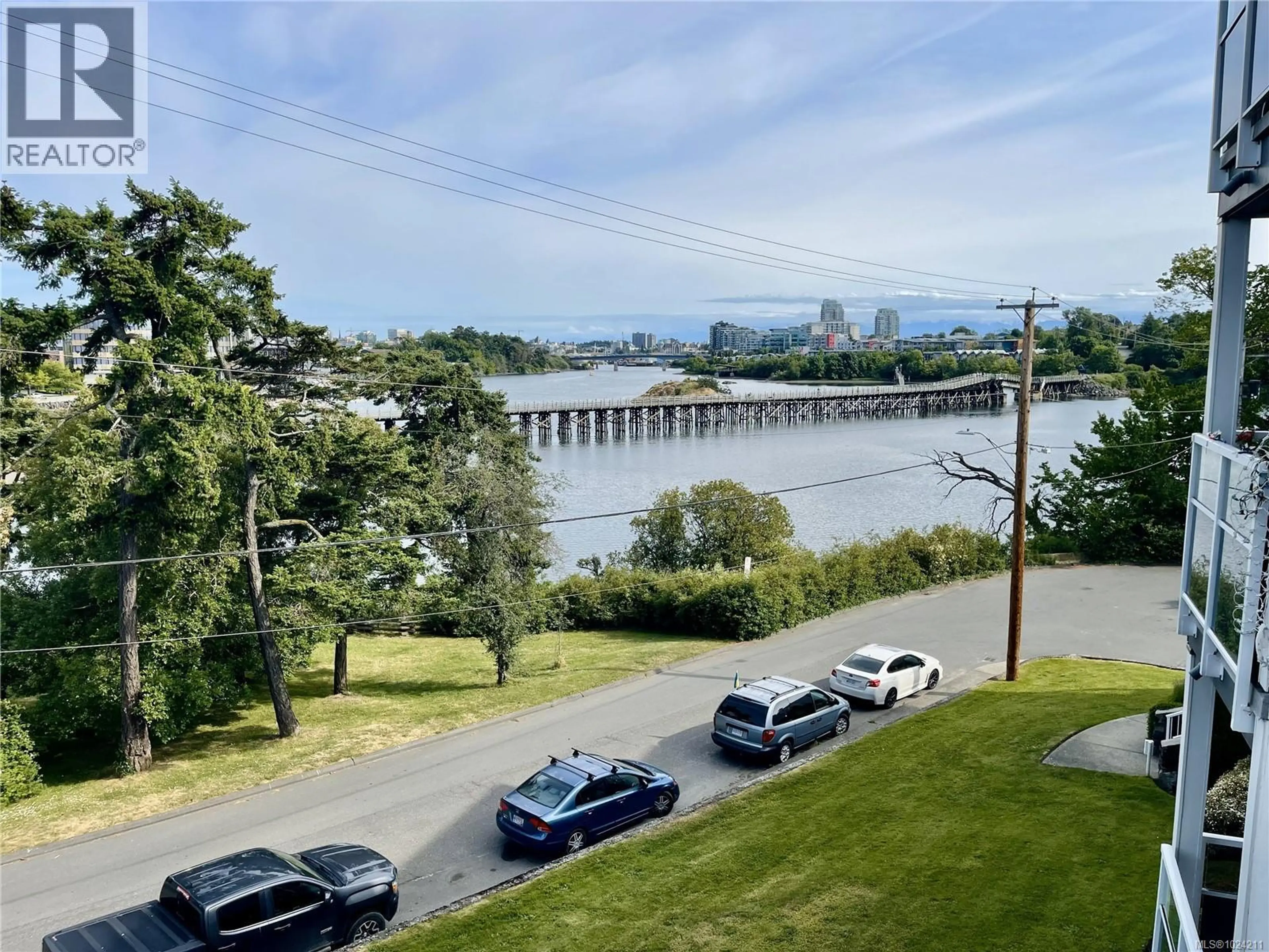 Property at #359 2930 WASHINGTON AVE, Victoria, BC