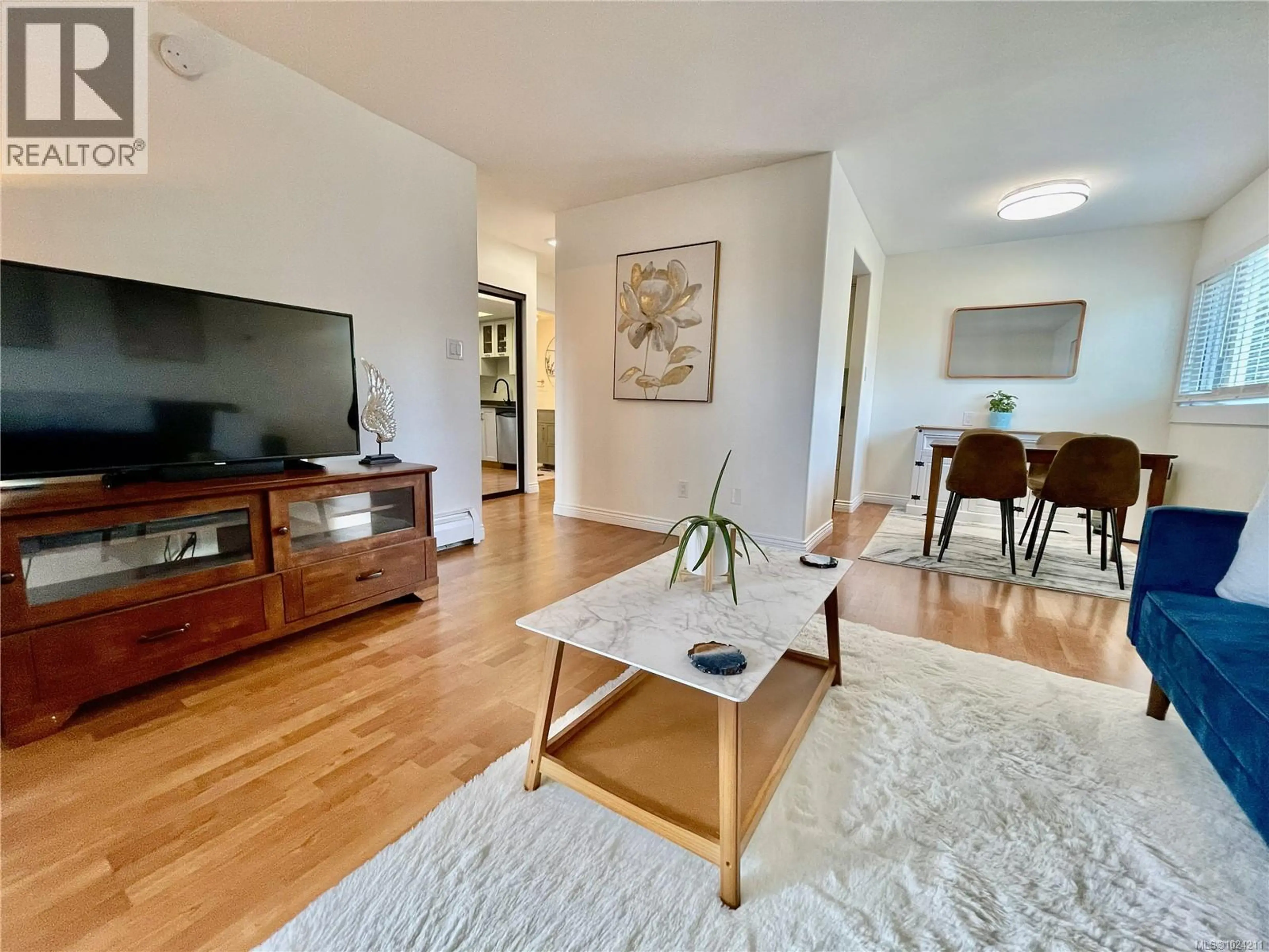 Property at #359 2930 WASHINGTON AVE, Victoria, BC