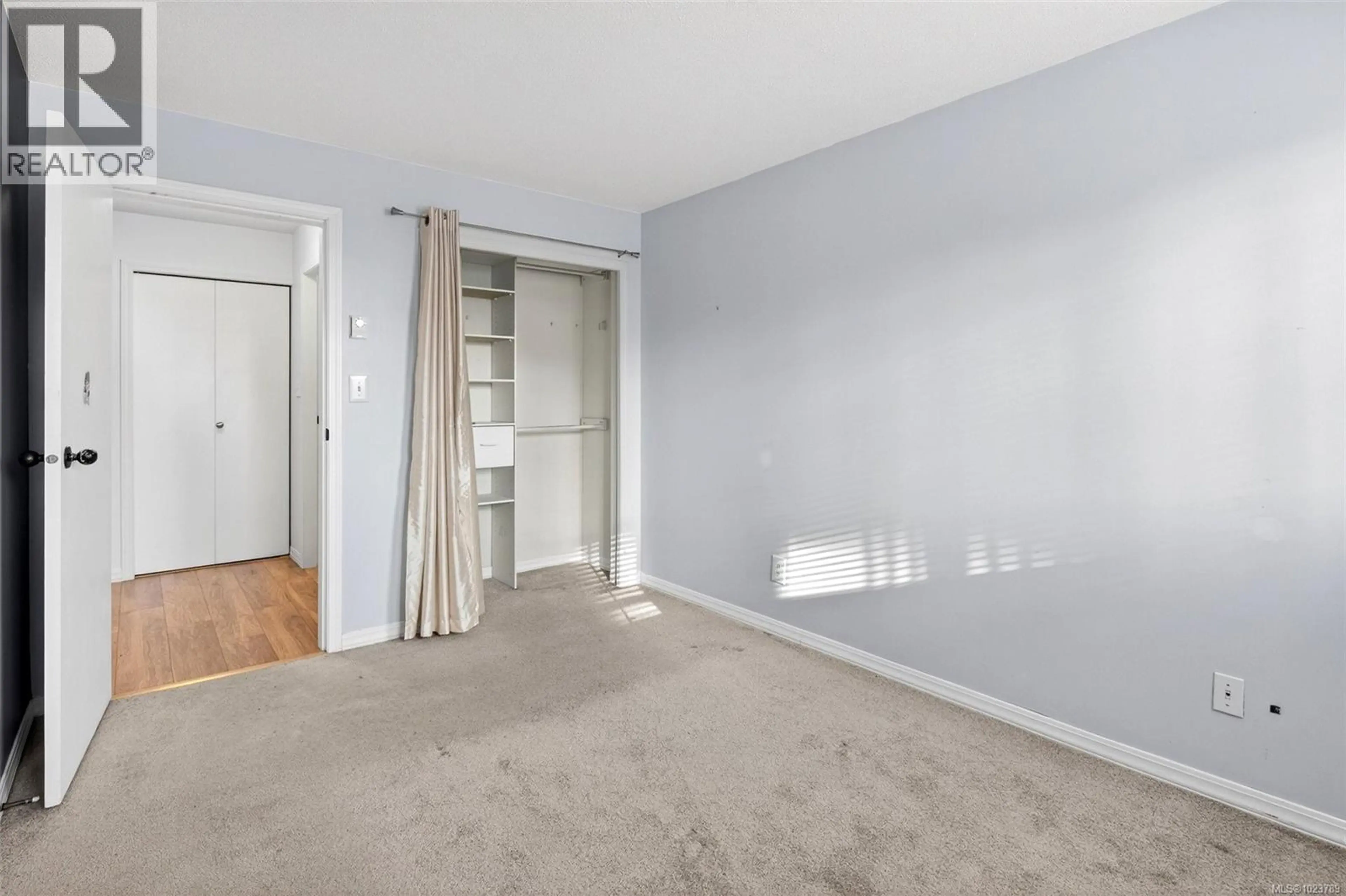 Property at #119 827 NORTH PARK ST, Victoria, BC