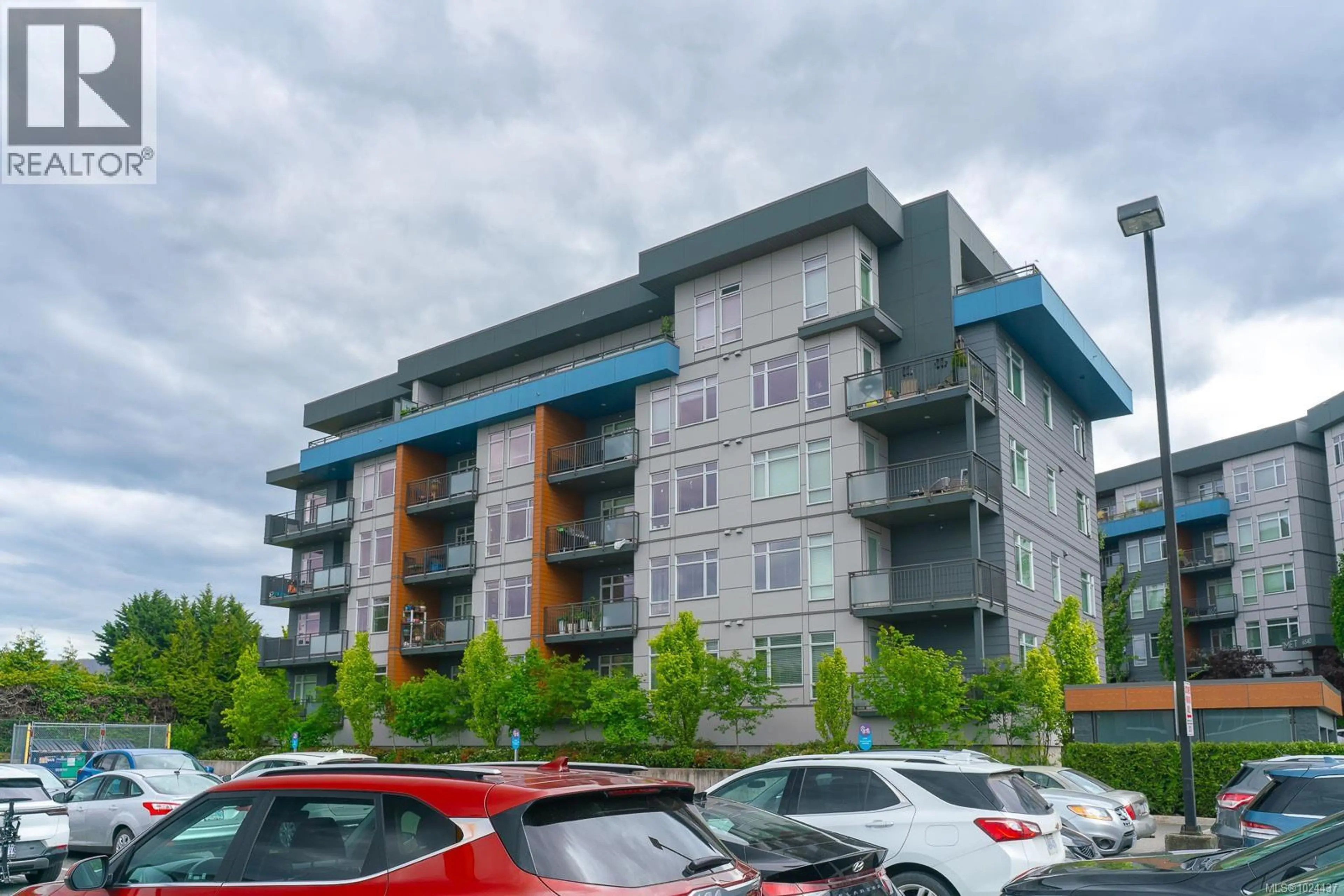 Property at #204 6544 METRAL DR, Nanaimo, BC