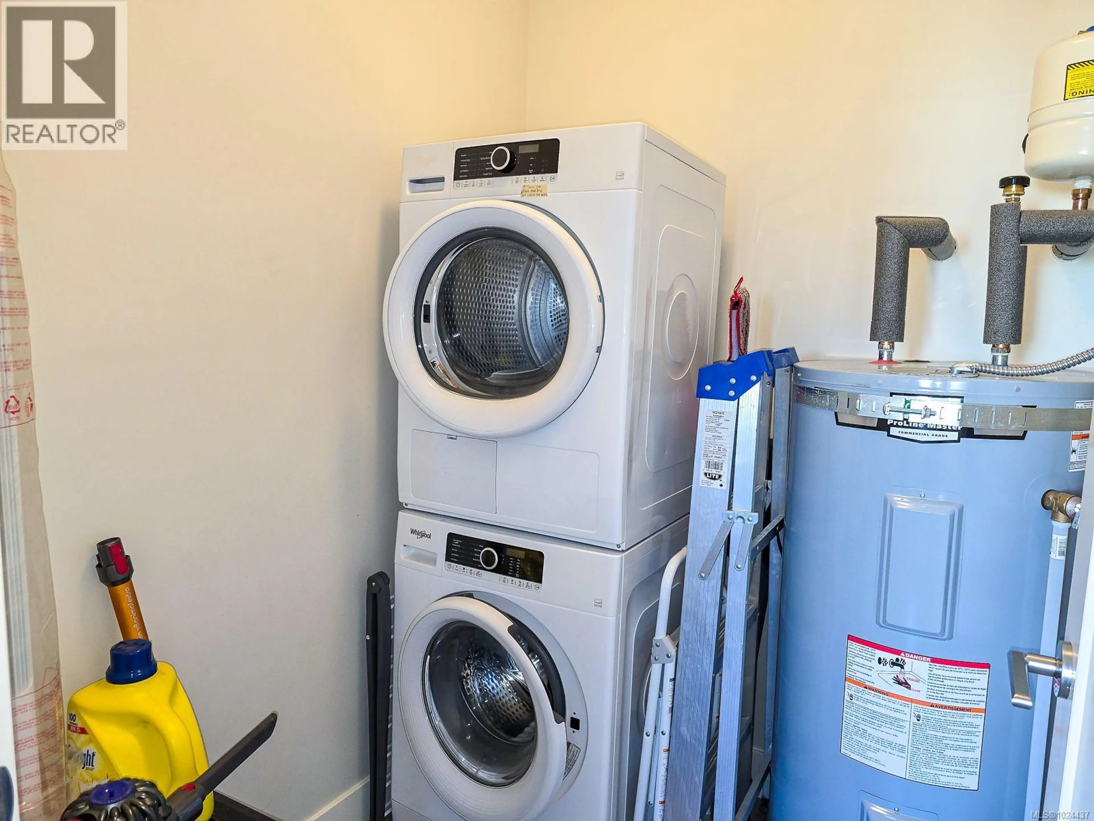 Property at #204 6544 METRAL DR, Nanaimo, BC