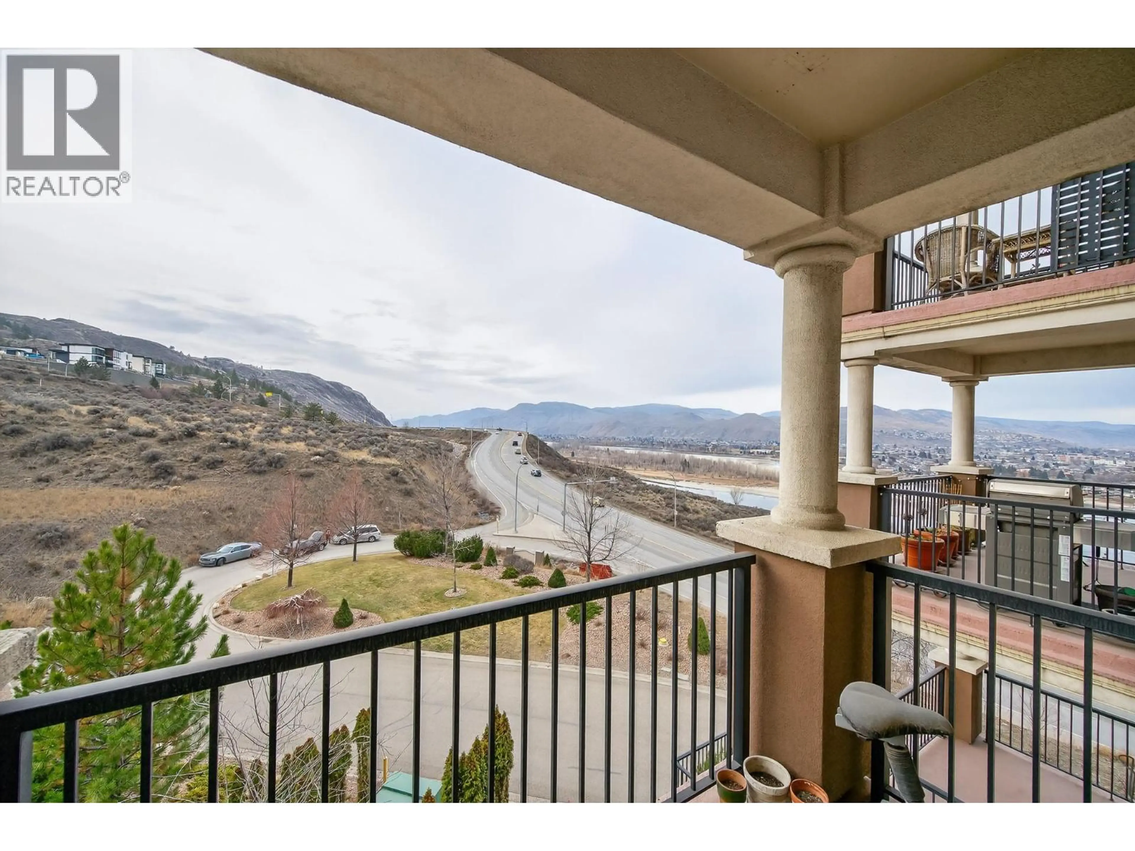 Property at #301 975 VICTORIA  W STREET, Kamloops, BC
