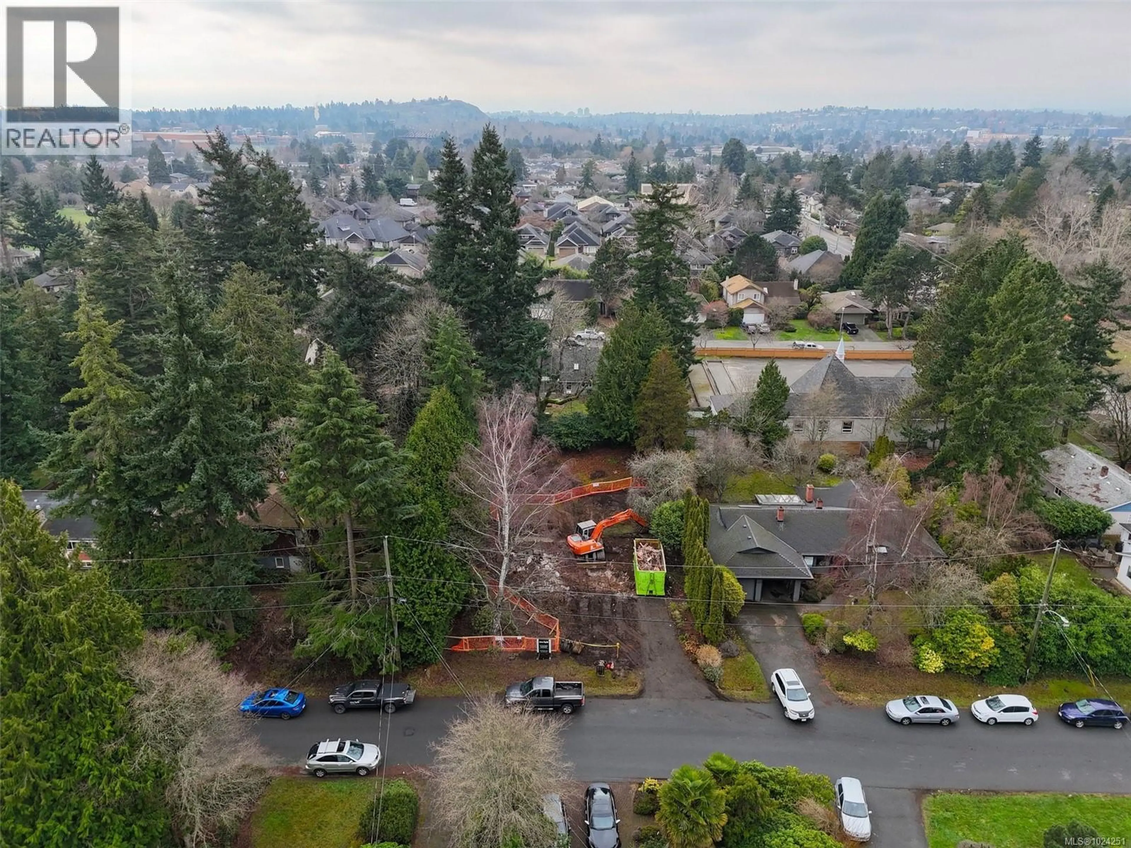 Property at #4 2215 GREENLANDS RD, Saanich, BC