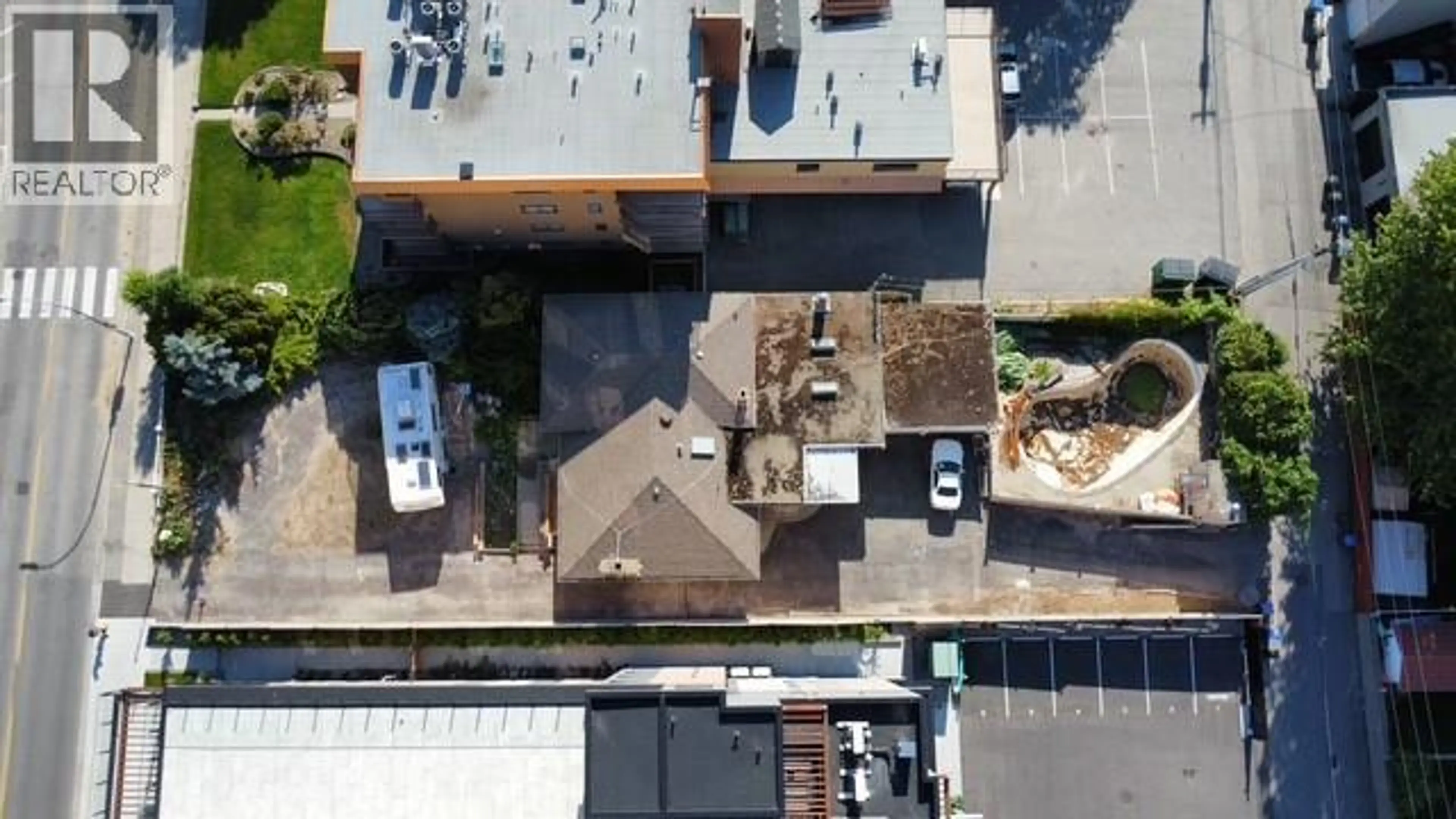 Property at 594 LAKESHORE DRIVE, Penticton, BC