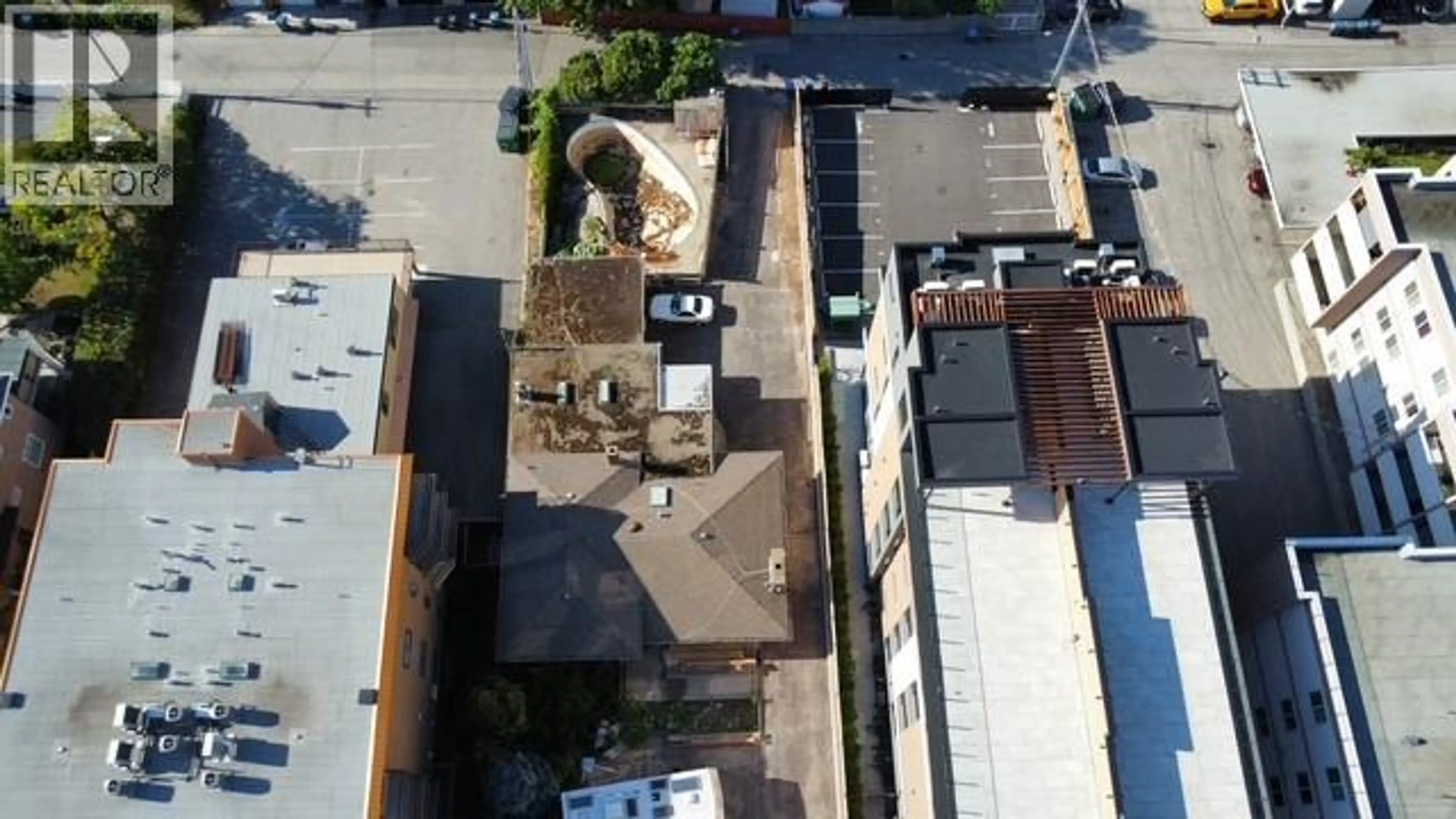 Property at 594 LAKESHORE DRIVE, Penticton, BC