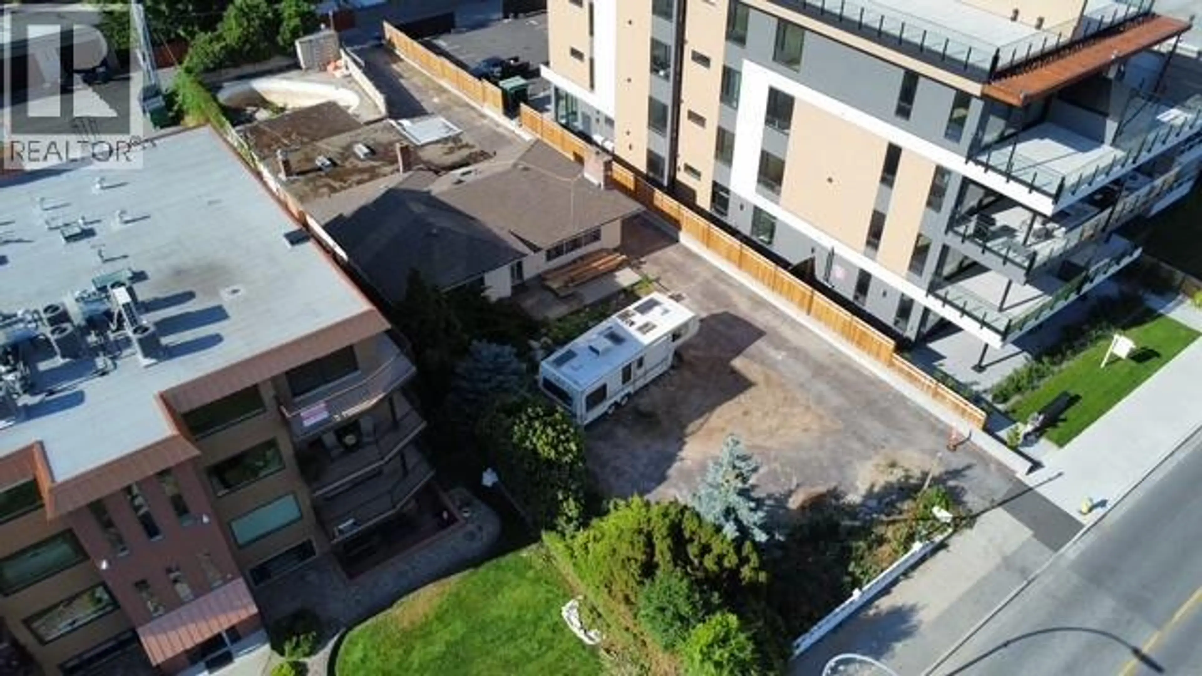 Property at 594 LAKESHORE DRIVE, Penticton, BC