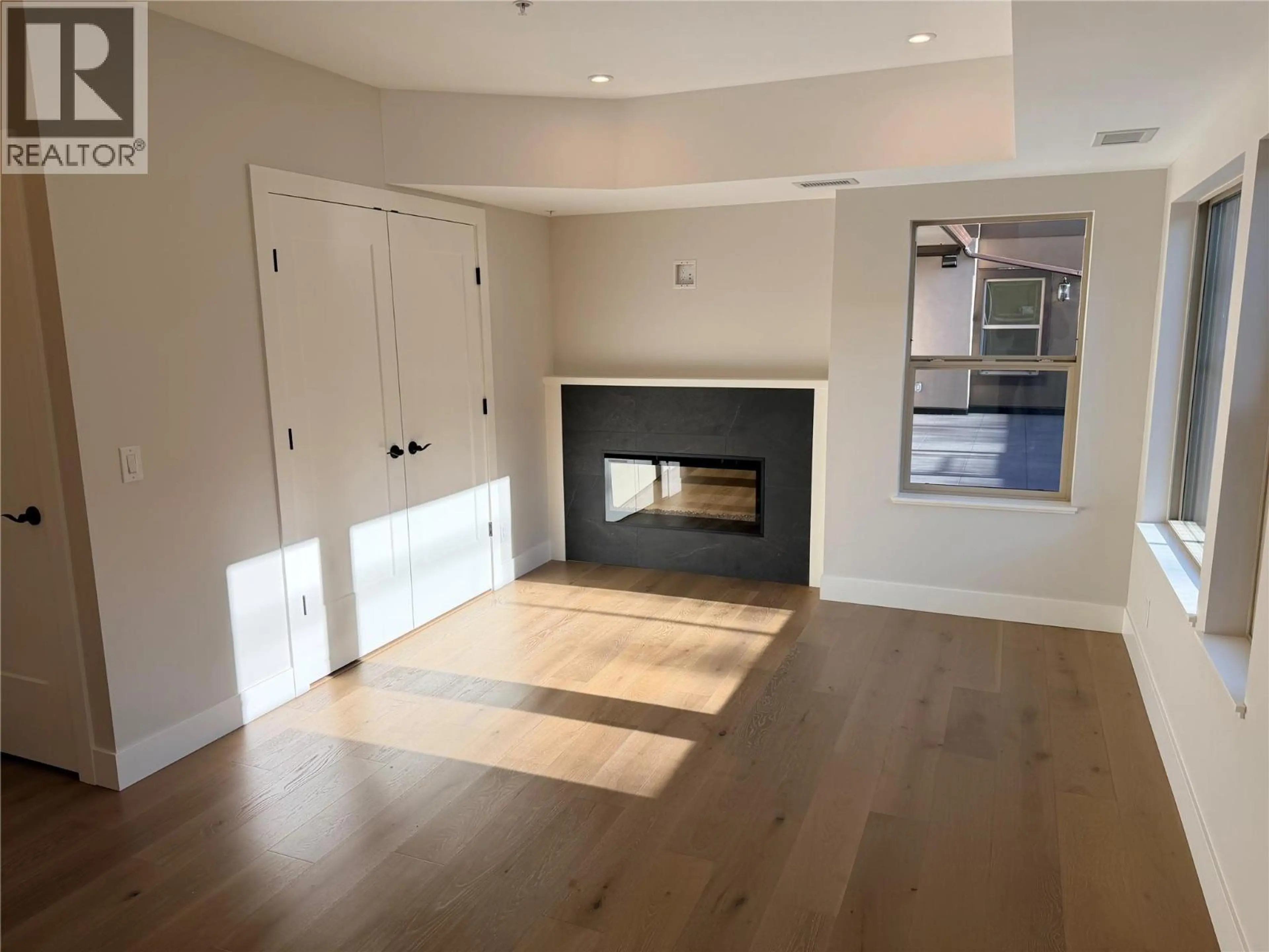 Property at #105 2171 VAN HORNE DRIVE, Kamloops, BC