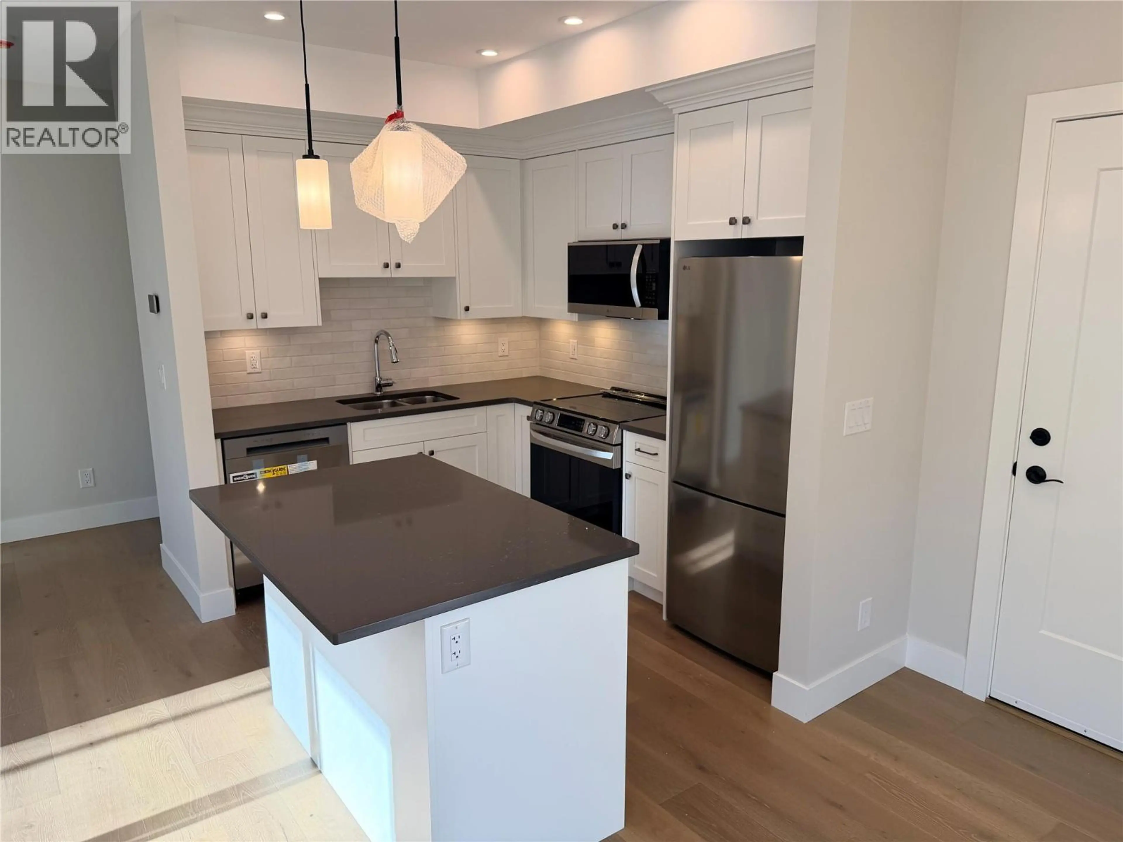 Property at #105 2171 VAN HORNE DRIVE, Kamloops, BC