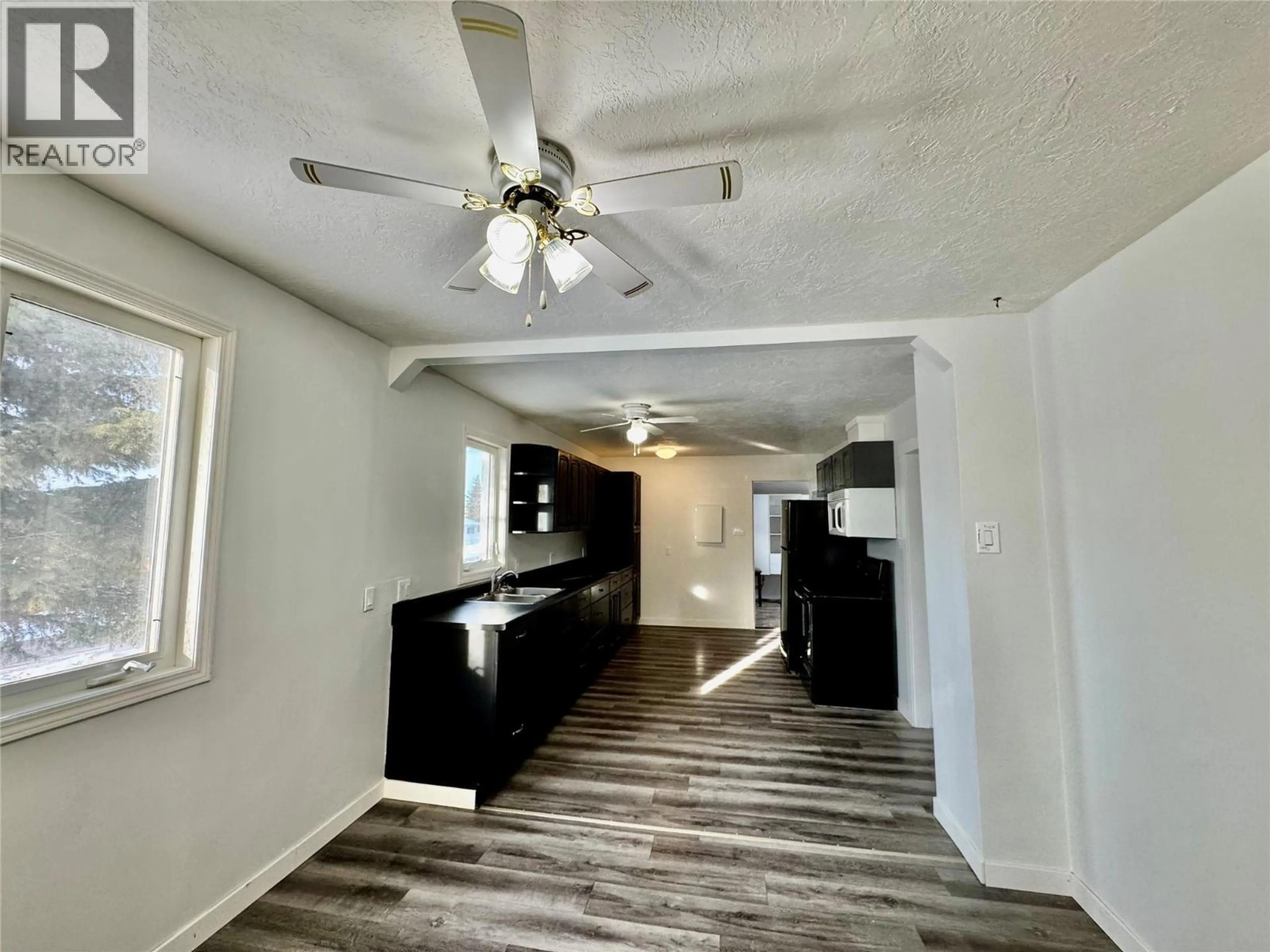 Property at 520 98 AVENUE, Dawson Creek, BC