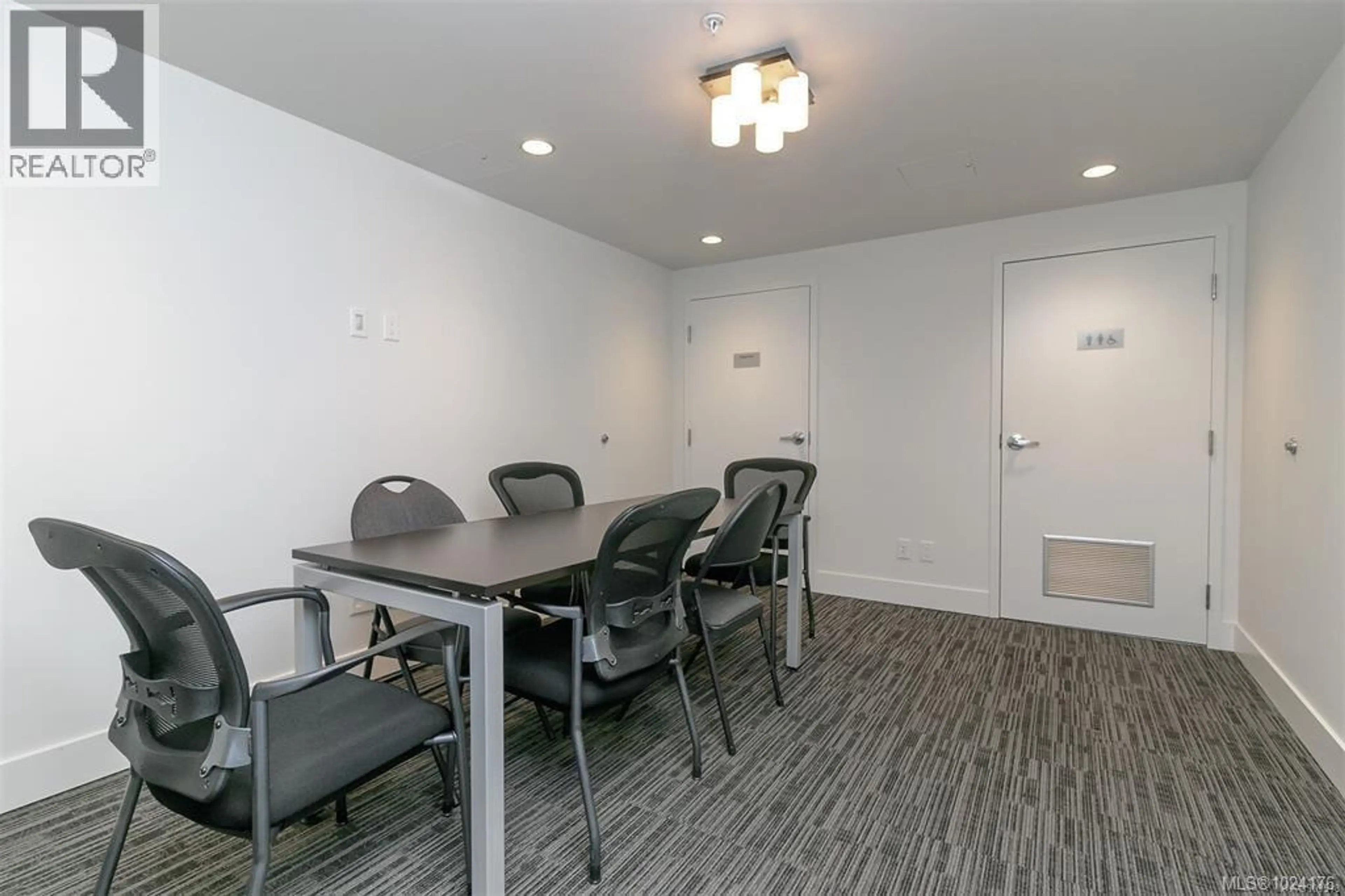 Property at #807 1090 JOHNSON ST, Victoria, BC