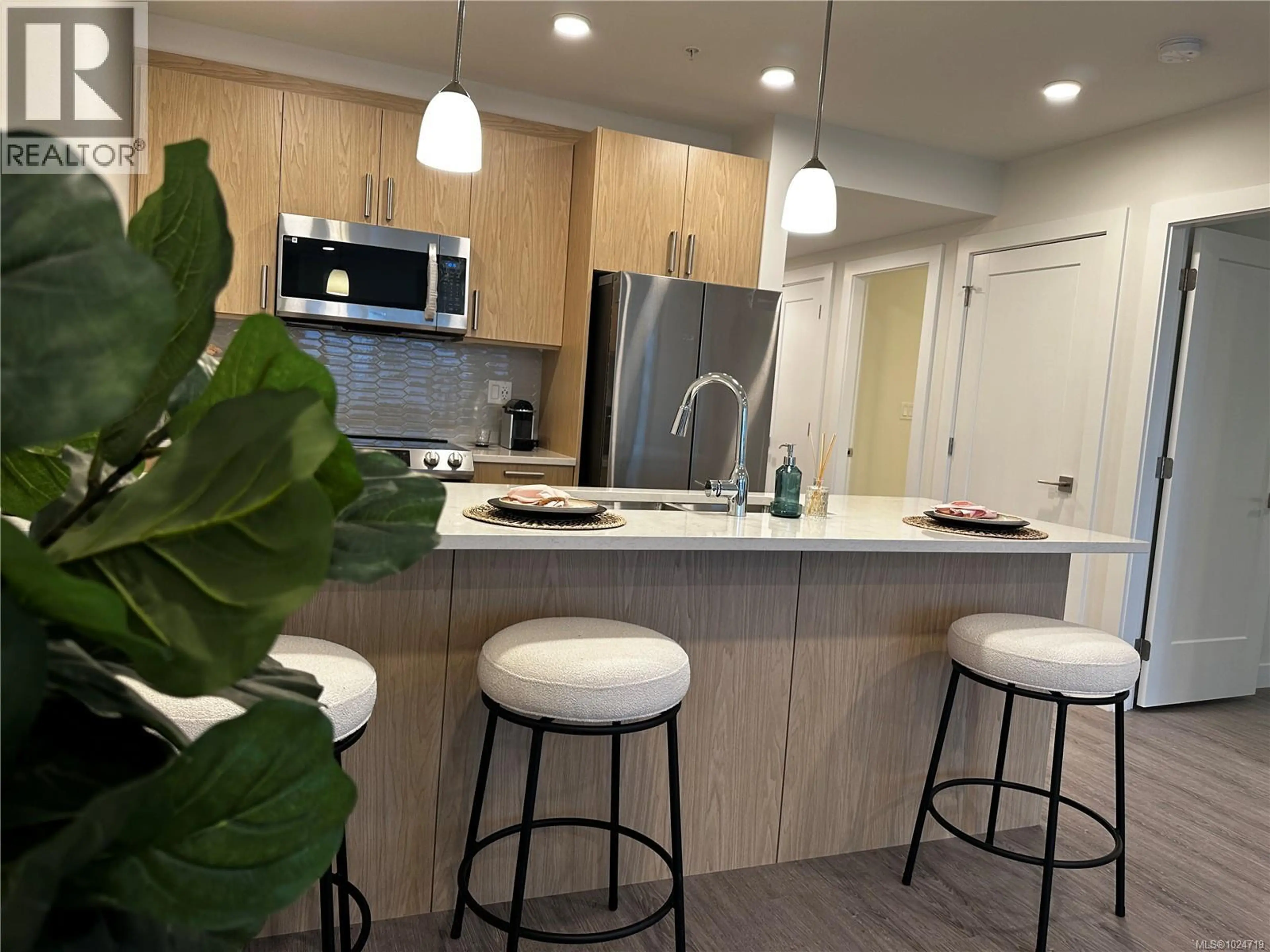 Property at #206 135 HALIBURTON ST, Nanaimo, BC