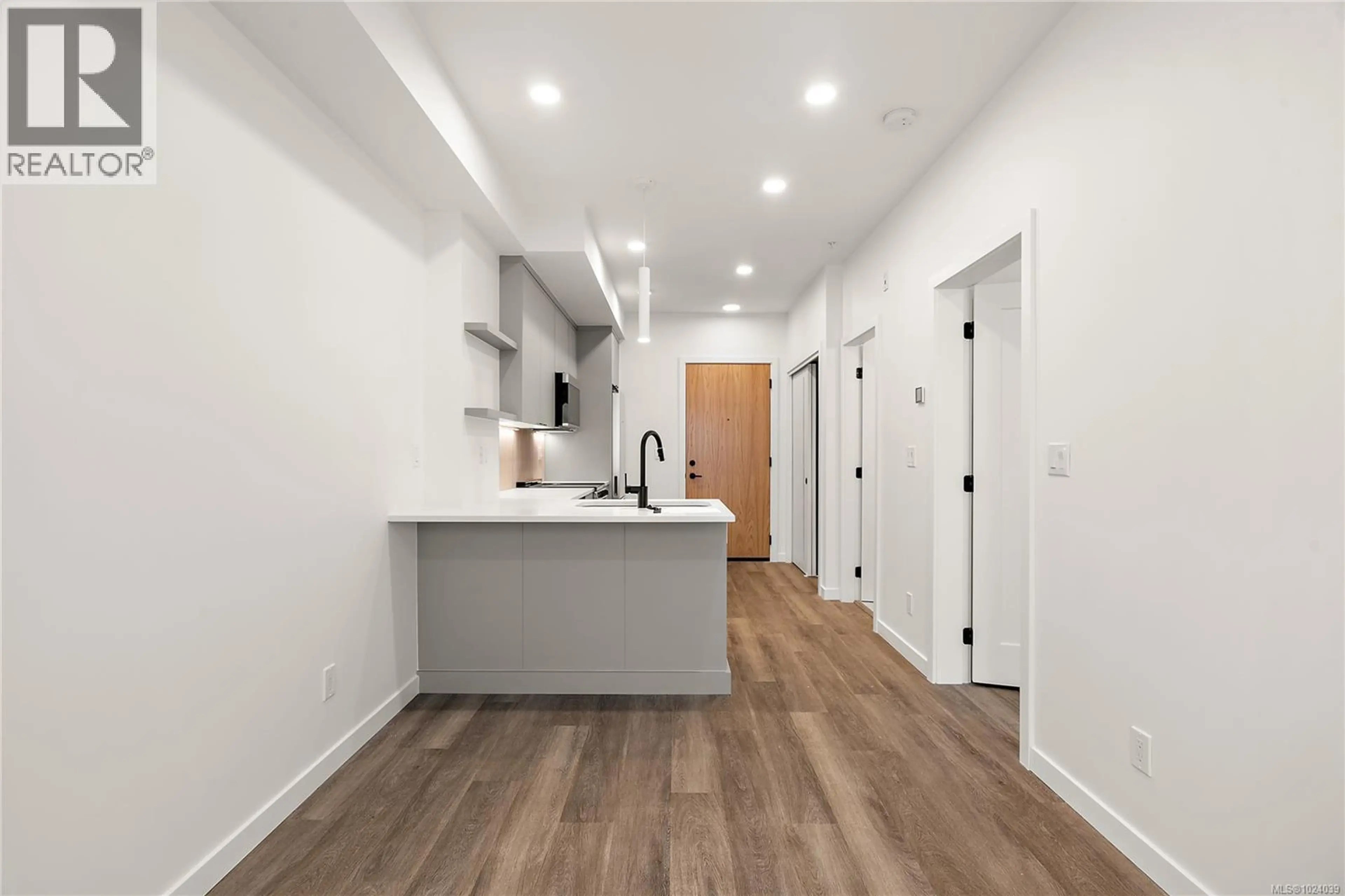 Property at #408 610 LAMPSON ST, Esquimalt, BC