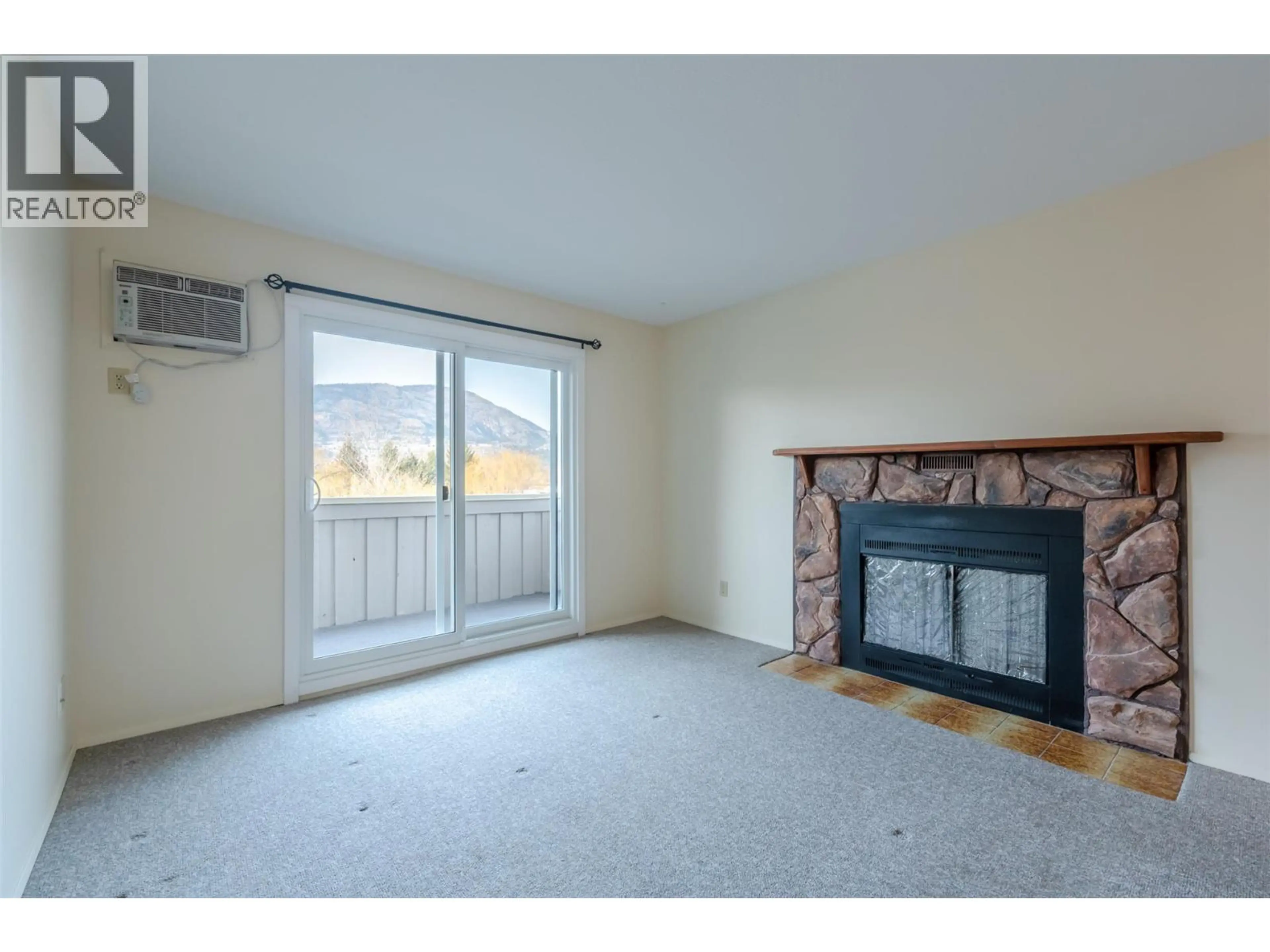 Property at #304 150 SKAHA PLACE, Penticton, BC