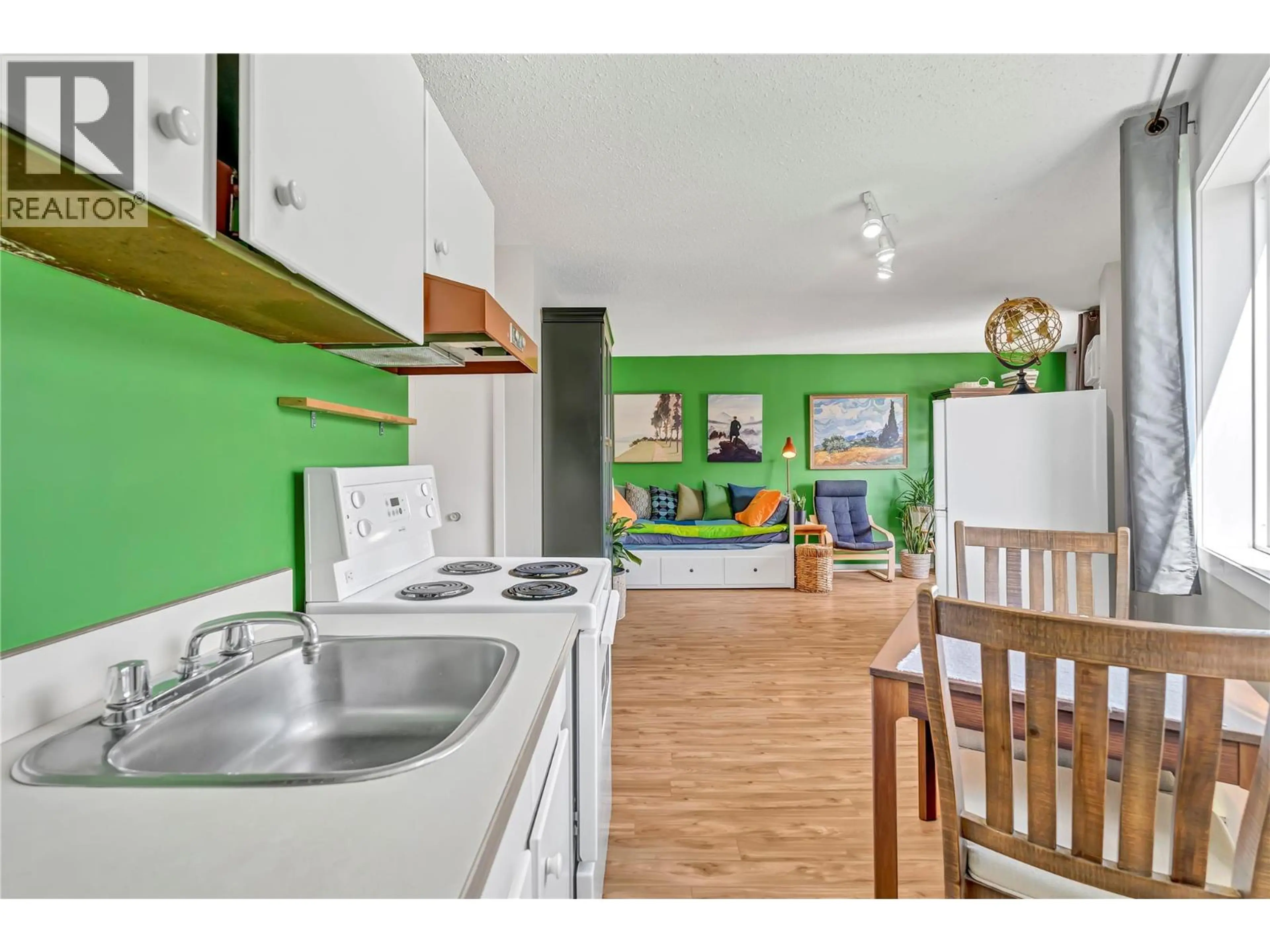 Property at #201 803 FAIRVIEW ROAD, Penticton, BC