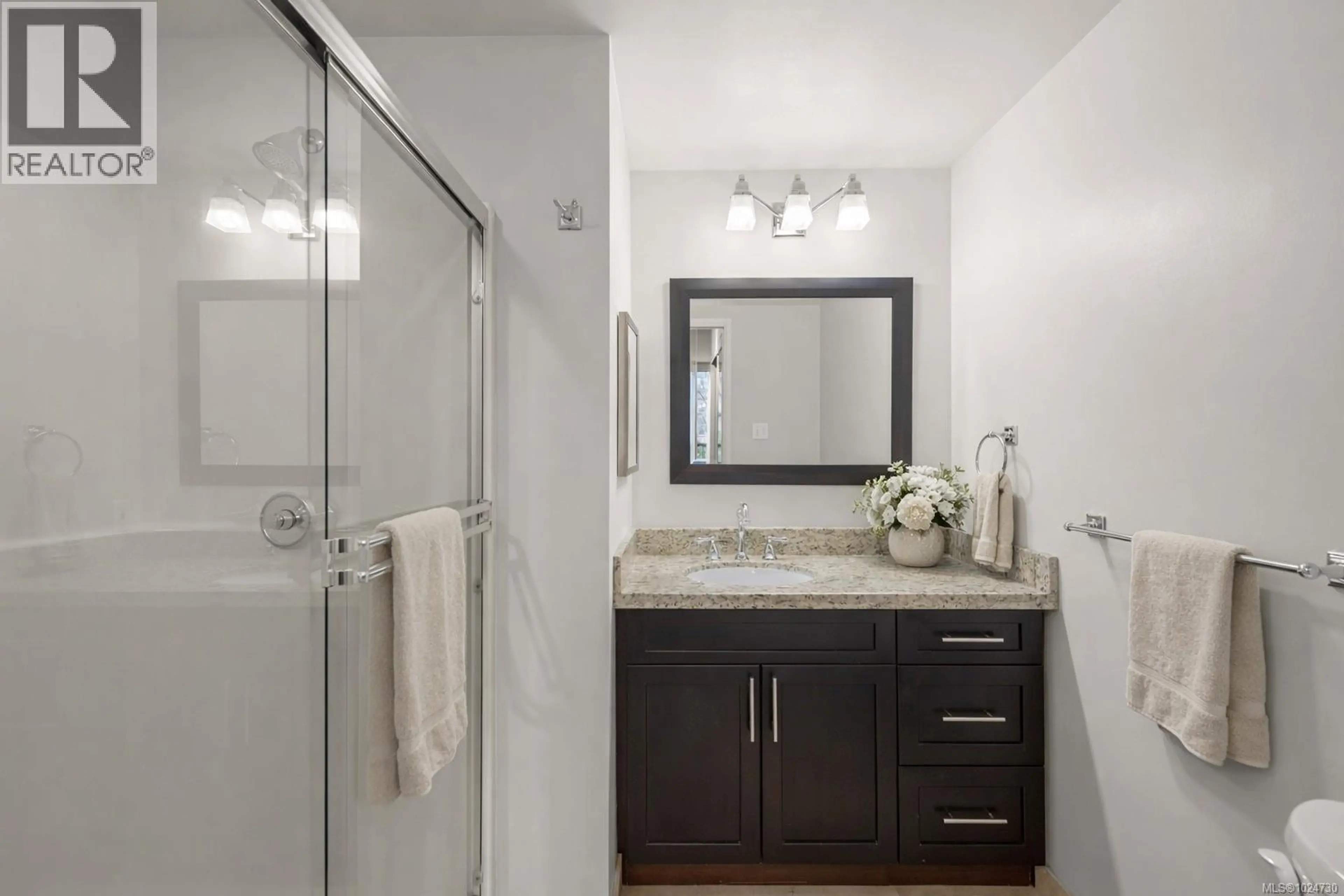 Property at #305 1020 VIEW ST, Victoria, BC