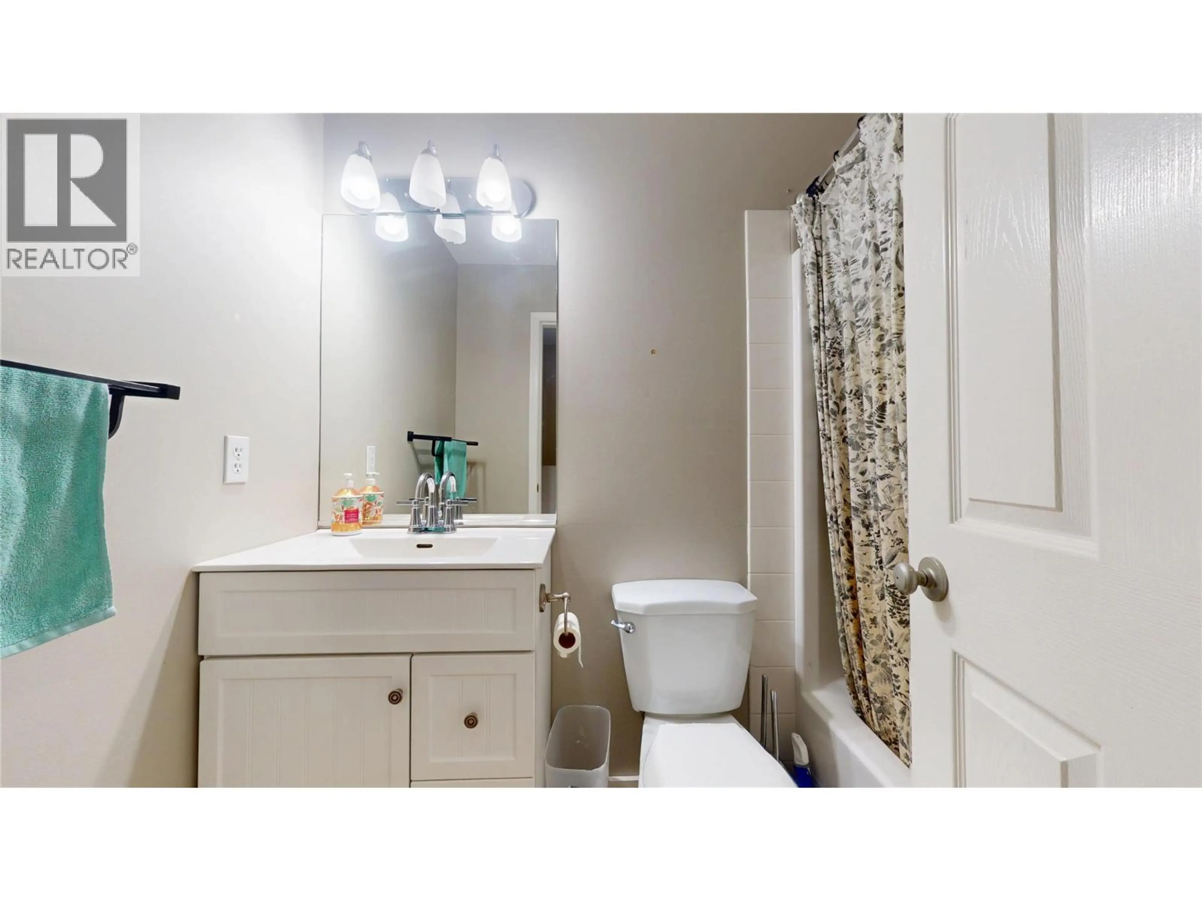 Property at #203 1004 23RD AVENUE N, Cranbrook, BC