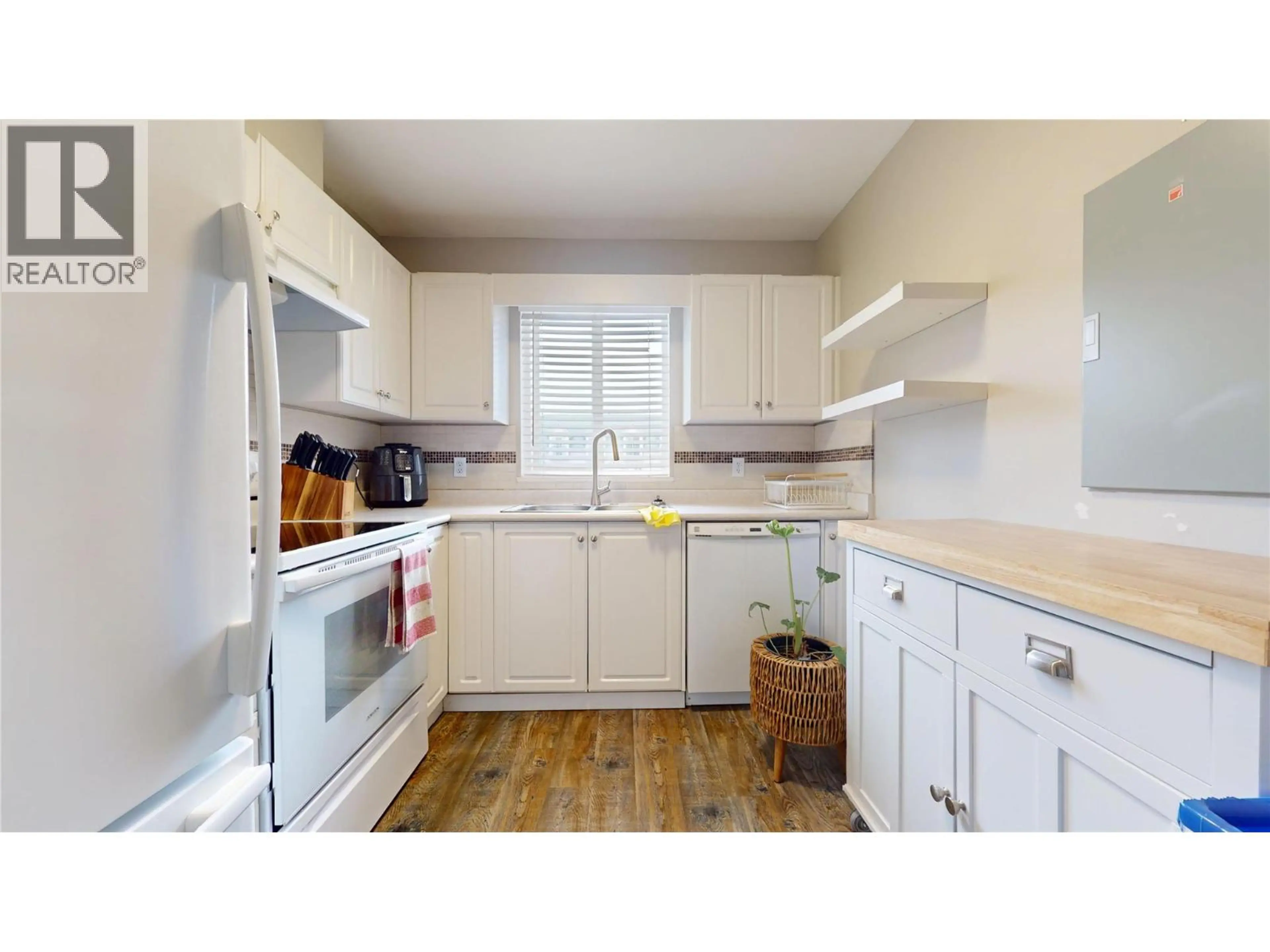 Property at #203 1004 23RD AVENUE N, Cranbrook, BC