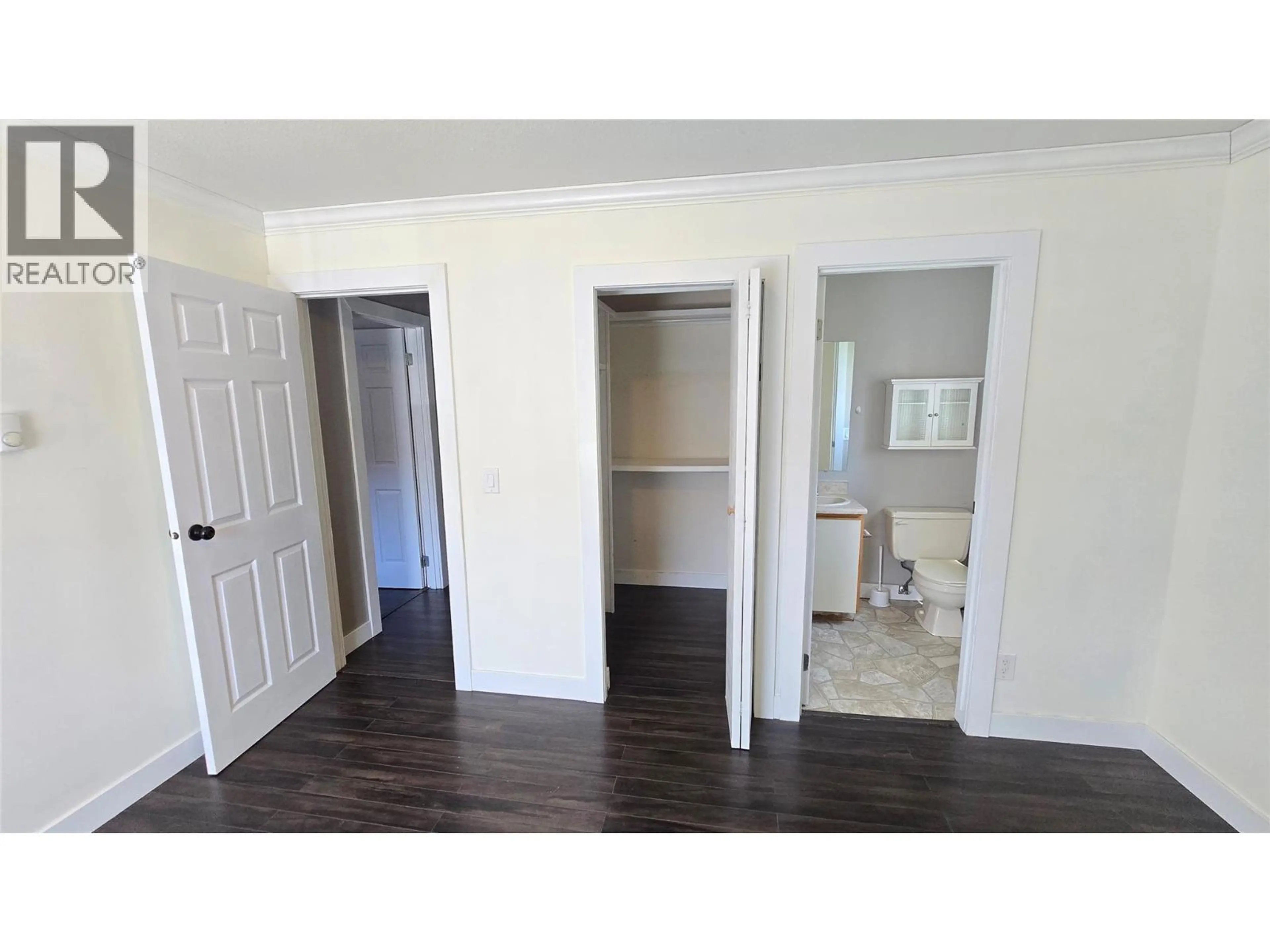 Property at #211 44 WHITESHIELD S CRESCENT, Kamloops, BC