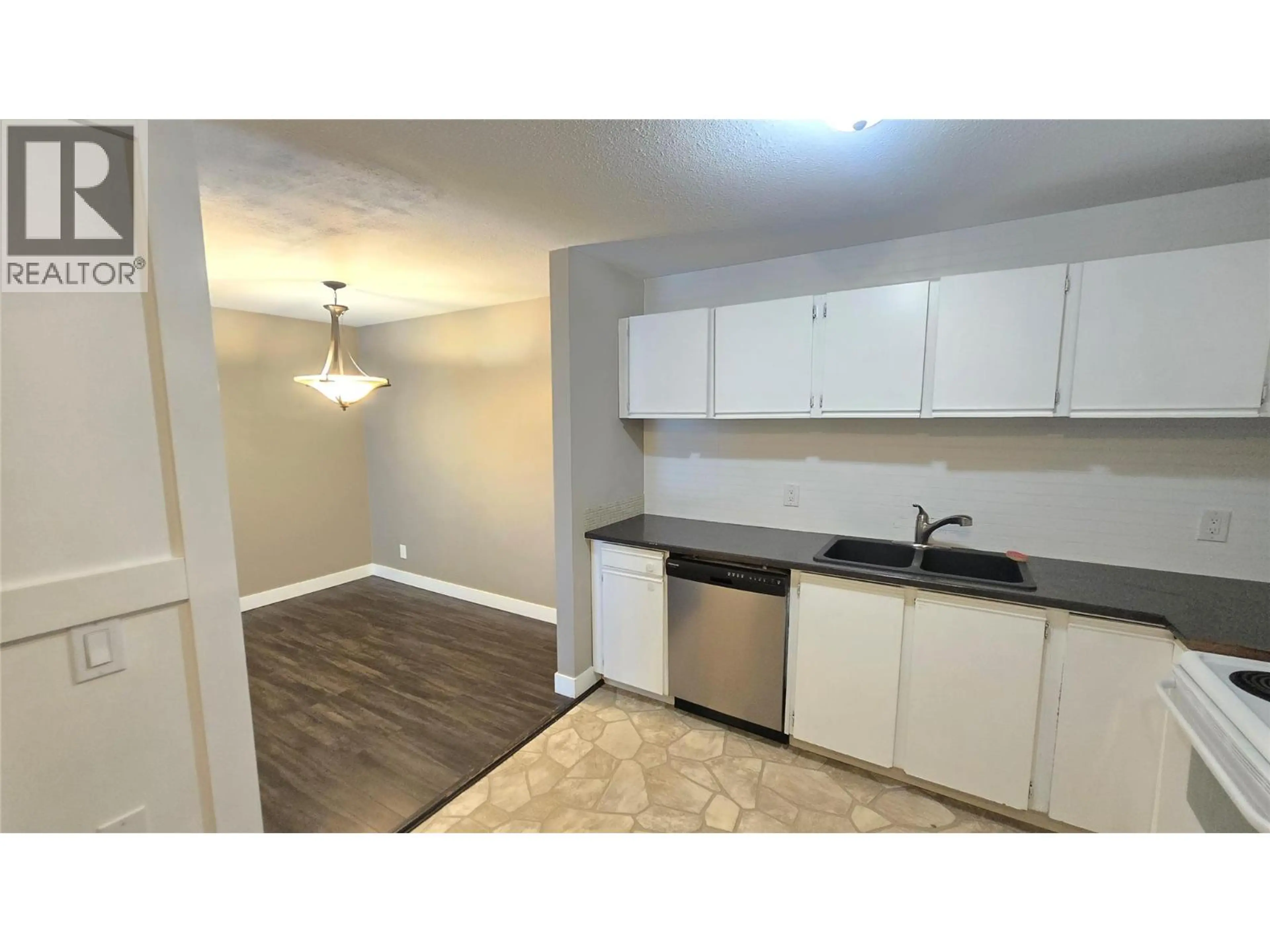 Property at #211 44 WHITESHIELD S CRESCENT, Kamloops, BC