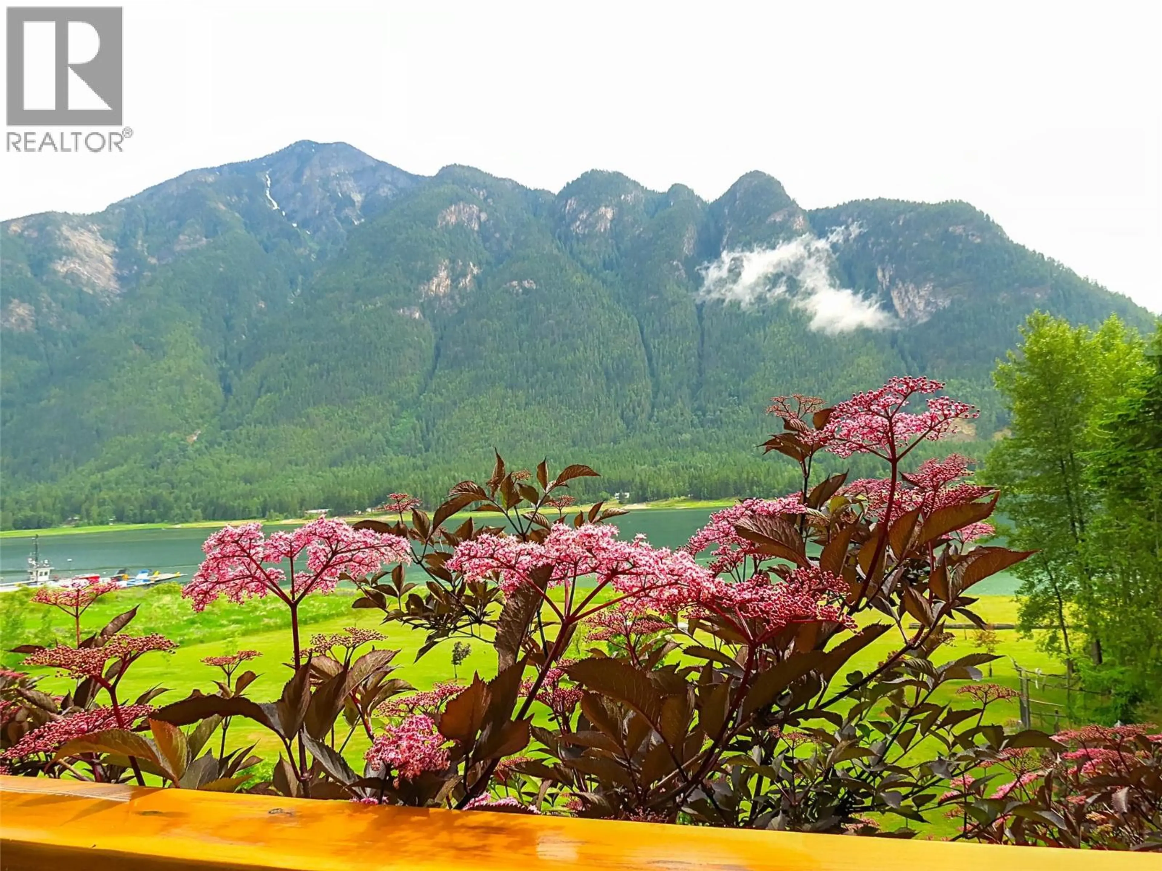 Property at 240 ARROW PARK DEMARS ROAD, Nakusp, BC