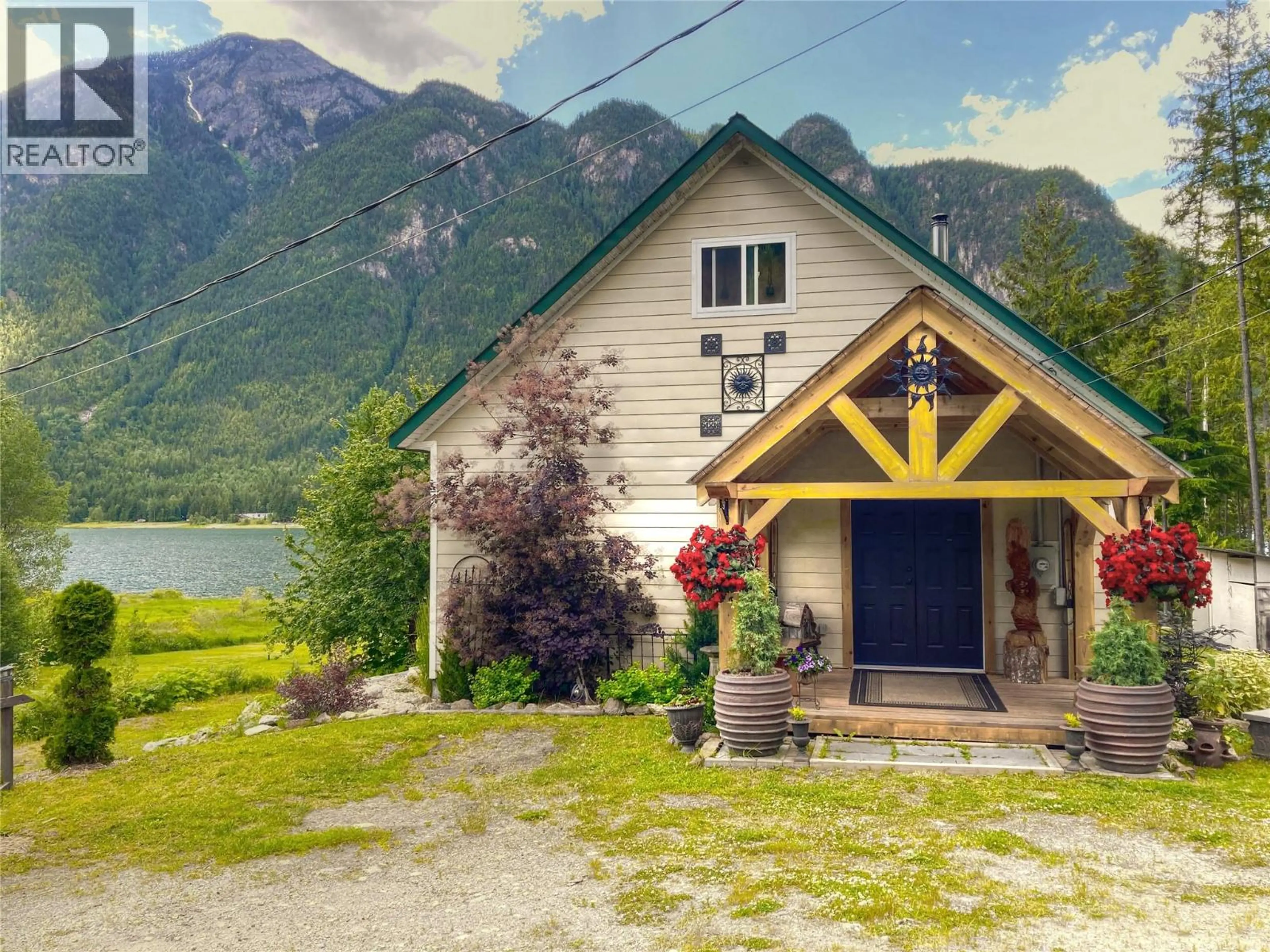 Property at 240 ARROW PARK DEMARS ROAD, Nakusp, BC
