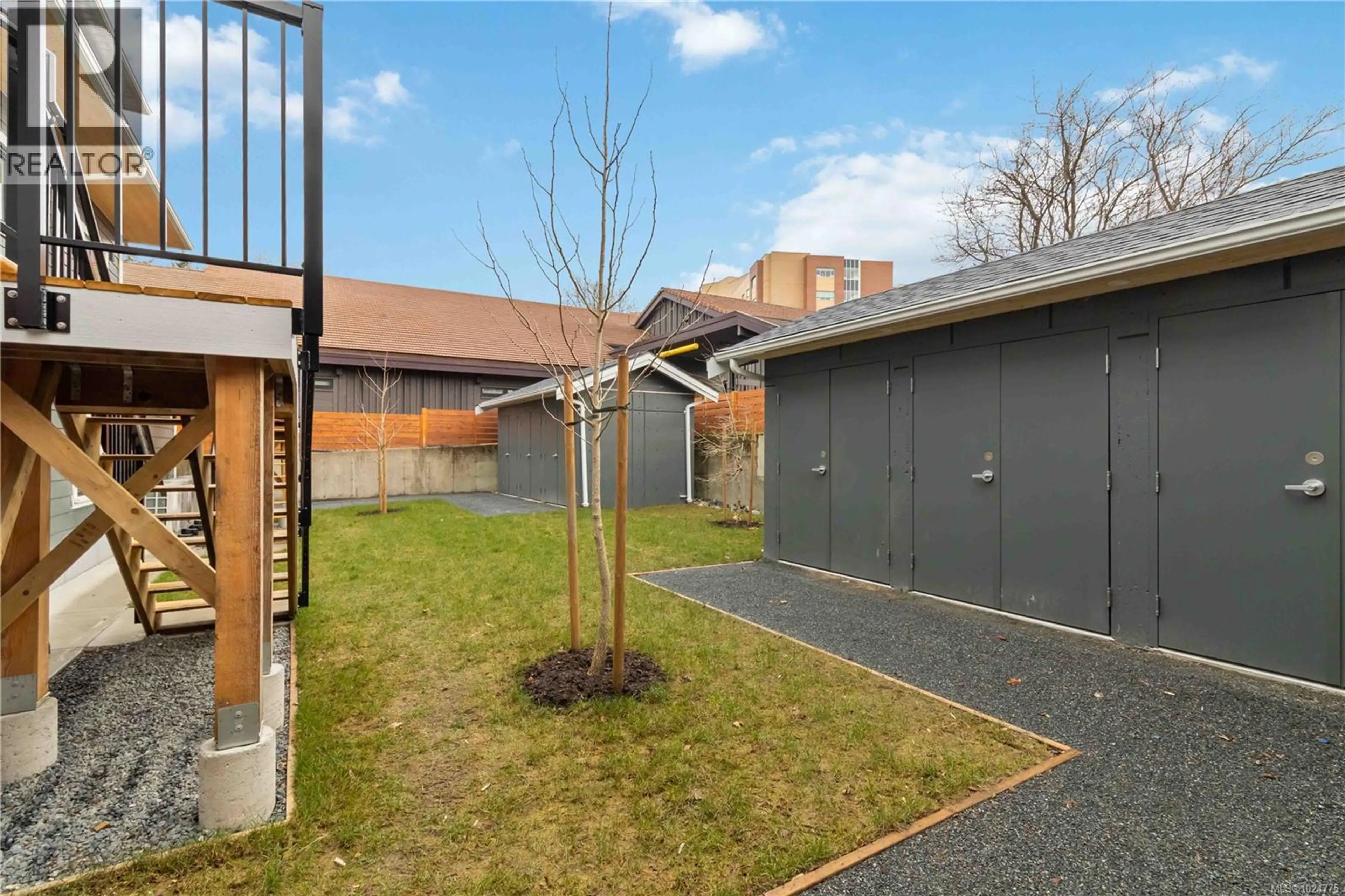 Property at #4 1789 EMERSON ST, Victoria, BC