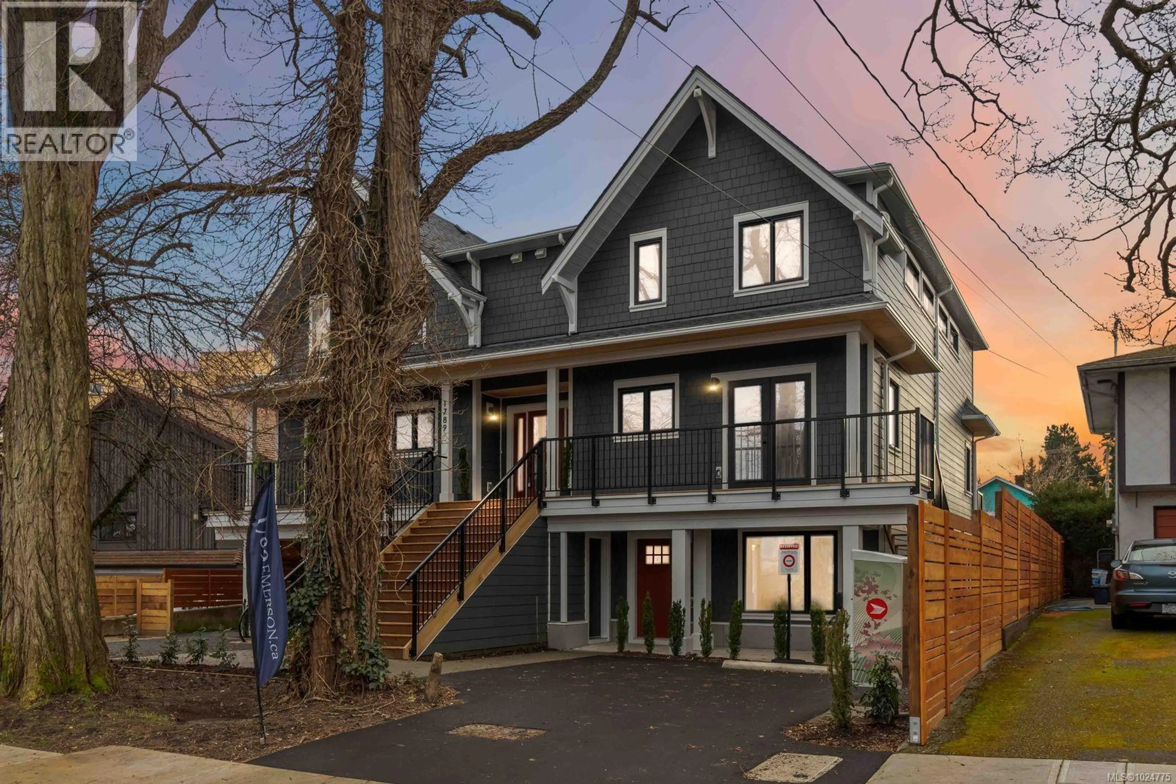 Property at #4 1789 EMERSON ST, Victoria, BC