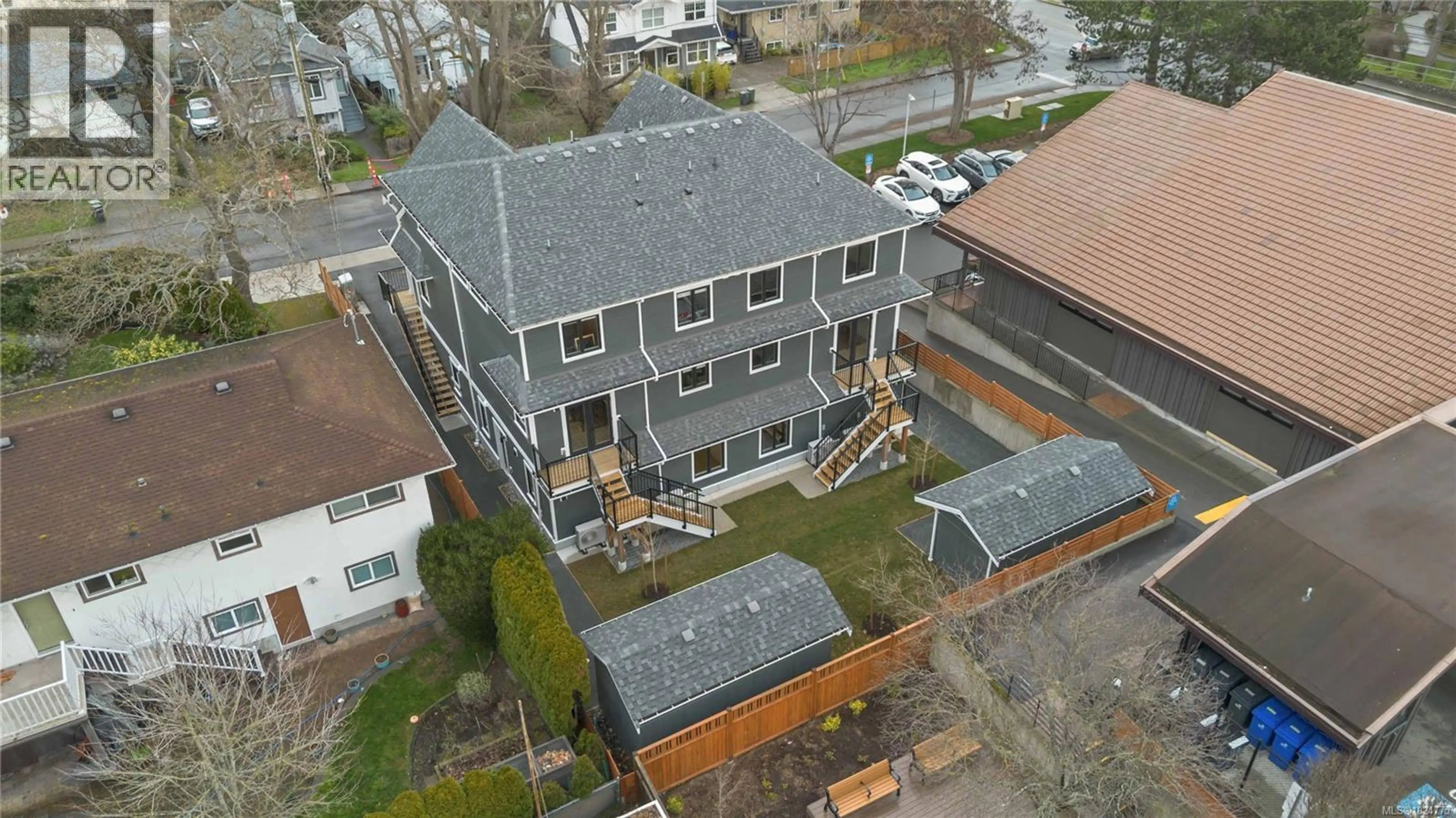 Property at #4 1789 EMERSON ST, Victoria, BC