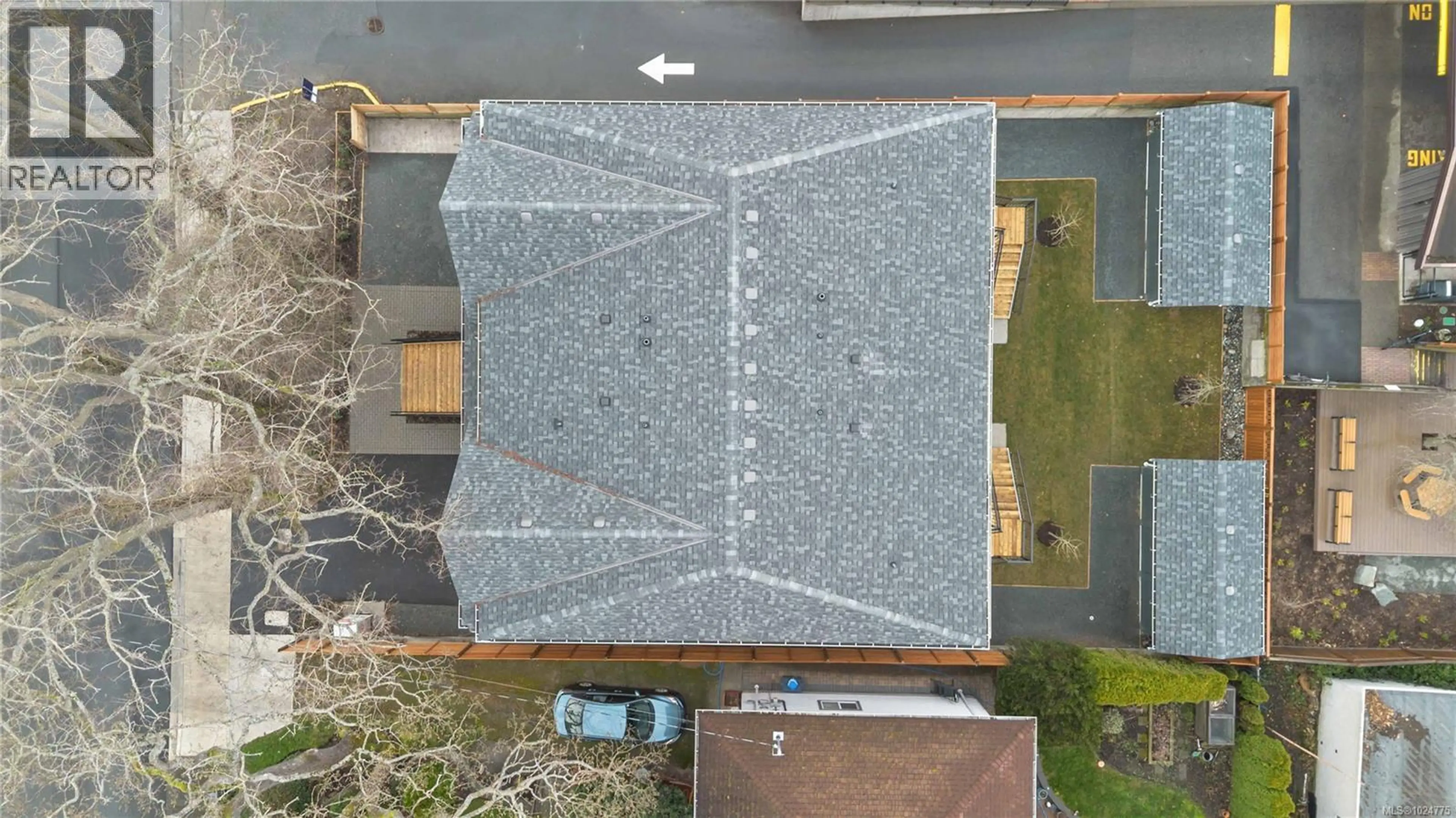 Property at #4 1789 EMERSON ST, Victoria, BC