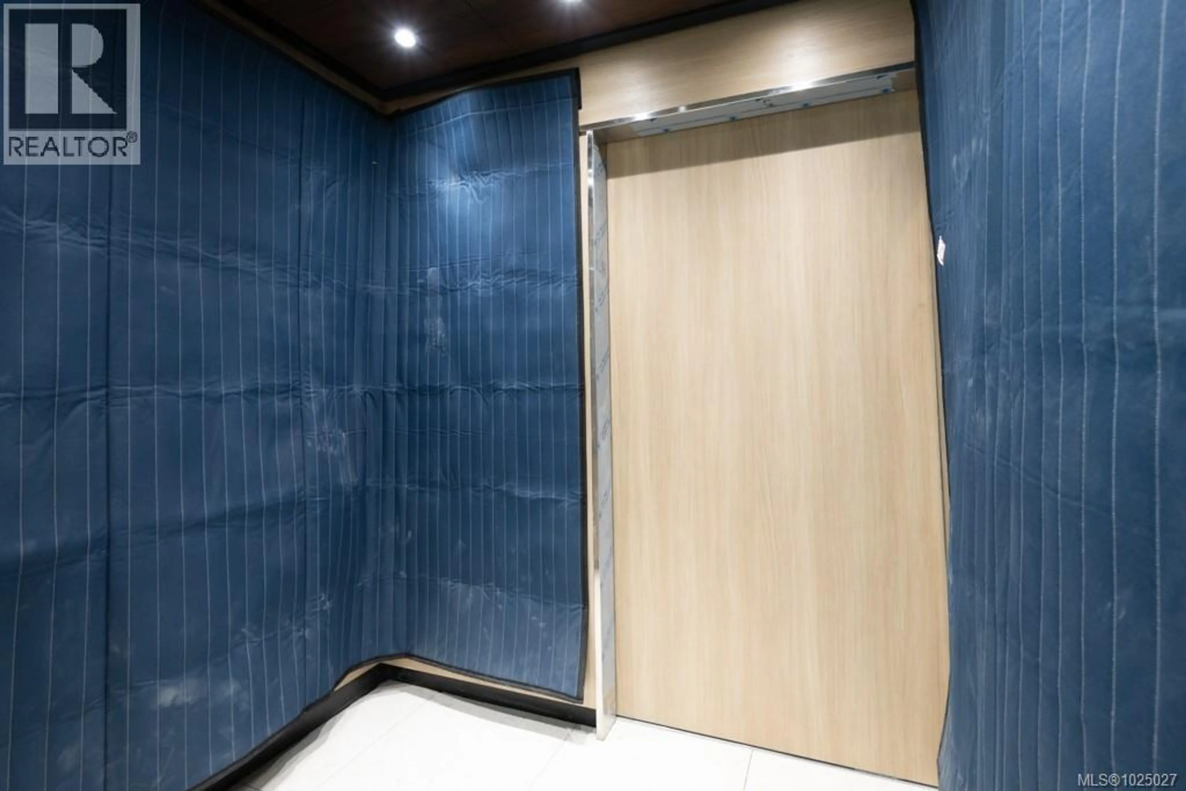 Property at #315 171 JENSEN AVE W, Parksville, BC