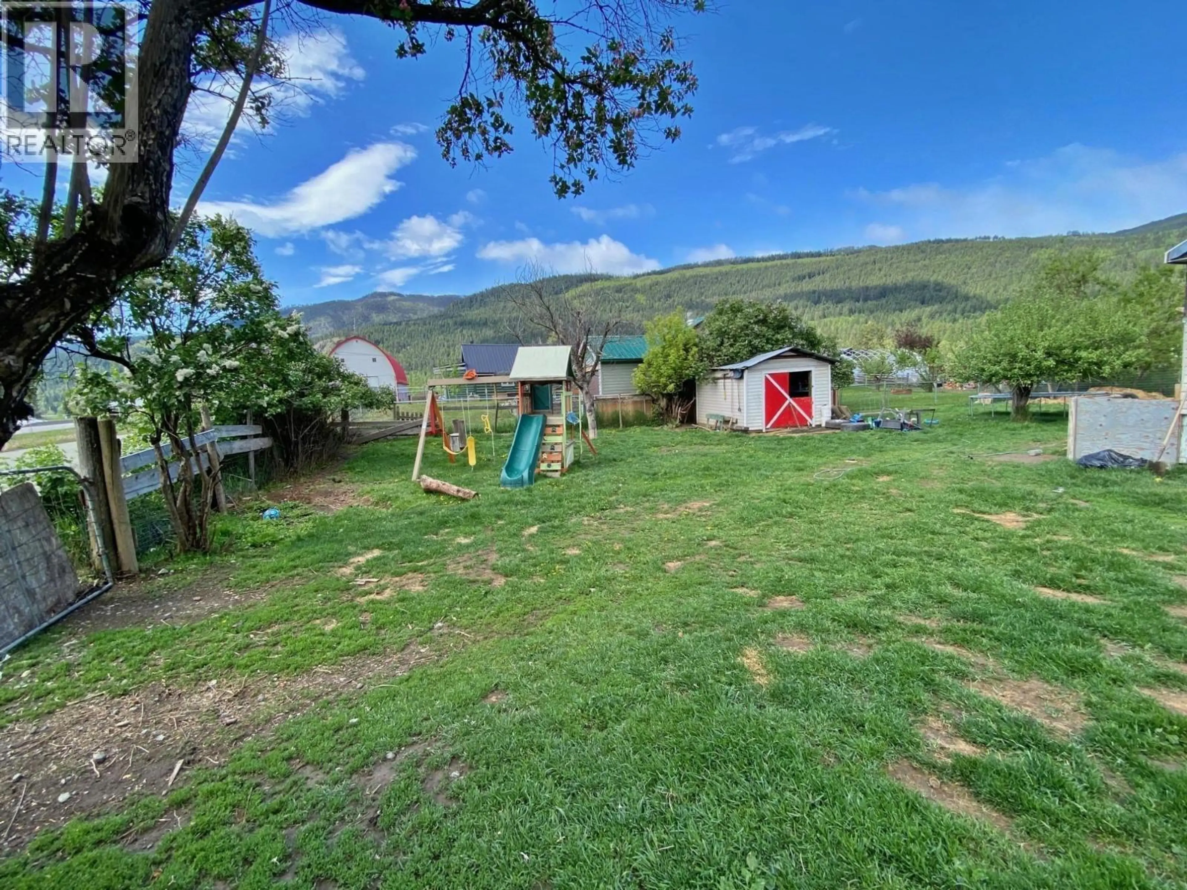 Property at 9857-9861 CHURCH STREET, Little Fort, BC