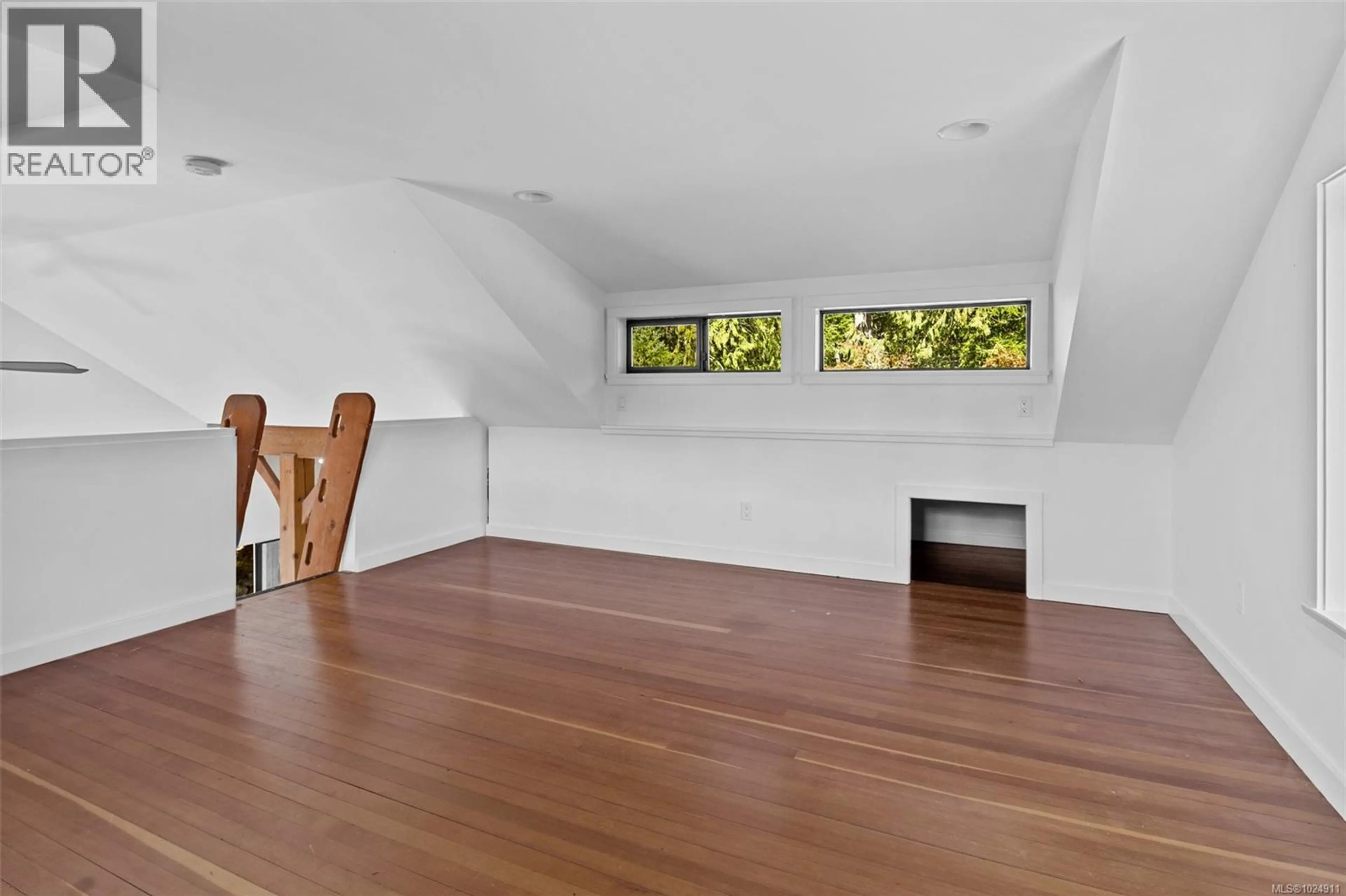 Property at 400 BAKER RD, Salt Spring, BC