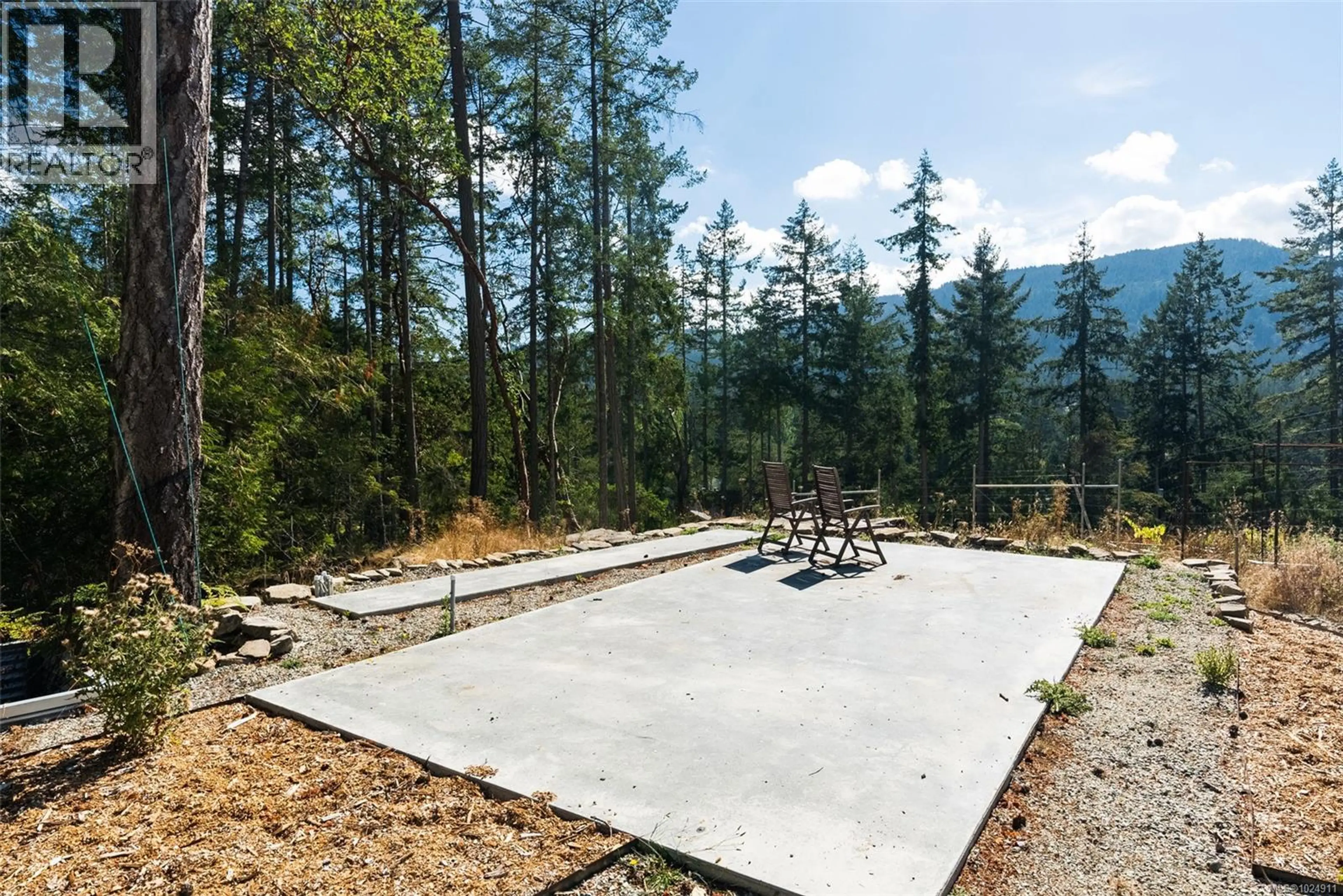 Property at 400 BAKER RD, Salt Spring, BC