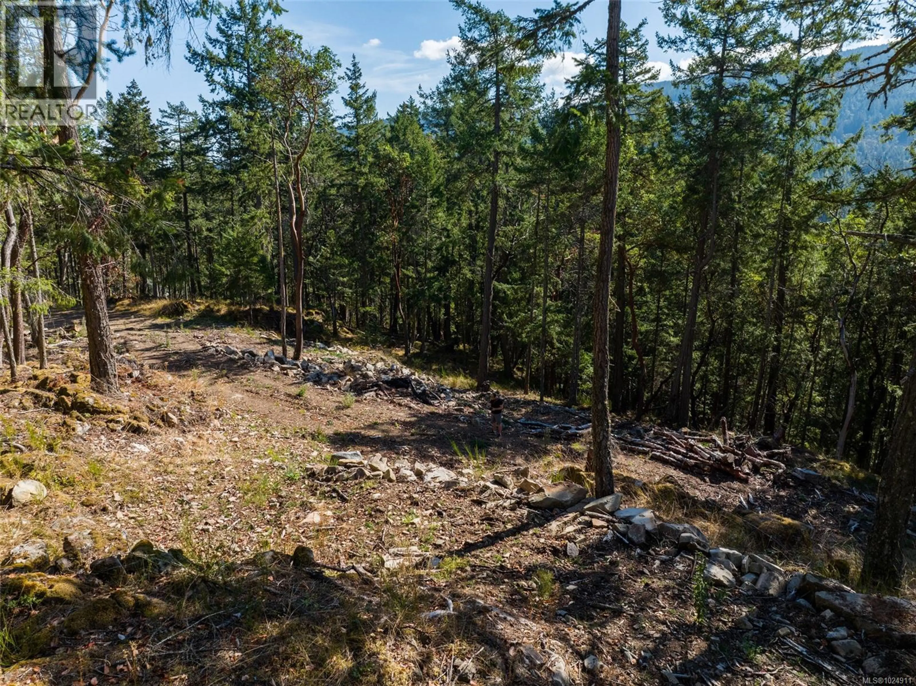 Property at 400 BAKER RD, Salt Spring, BC