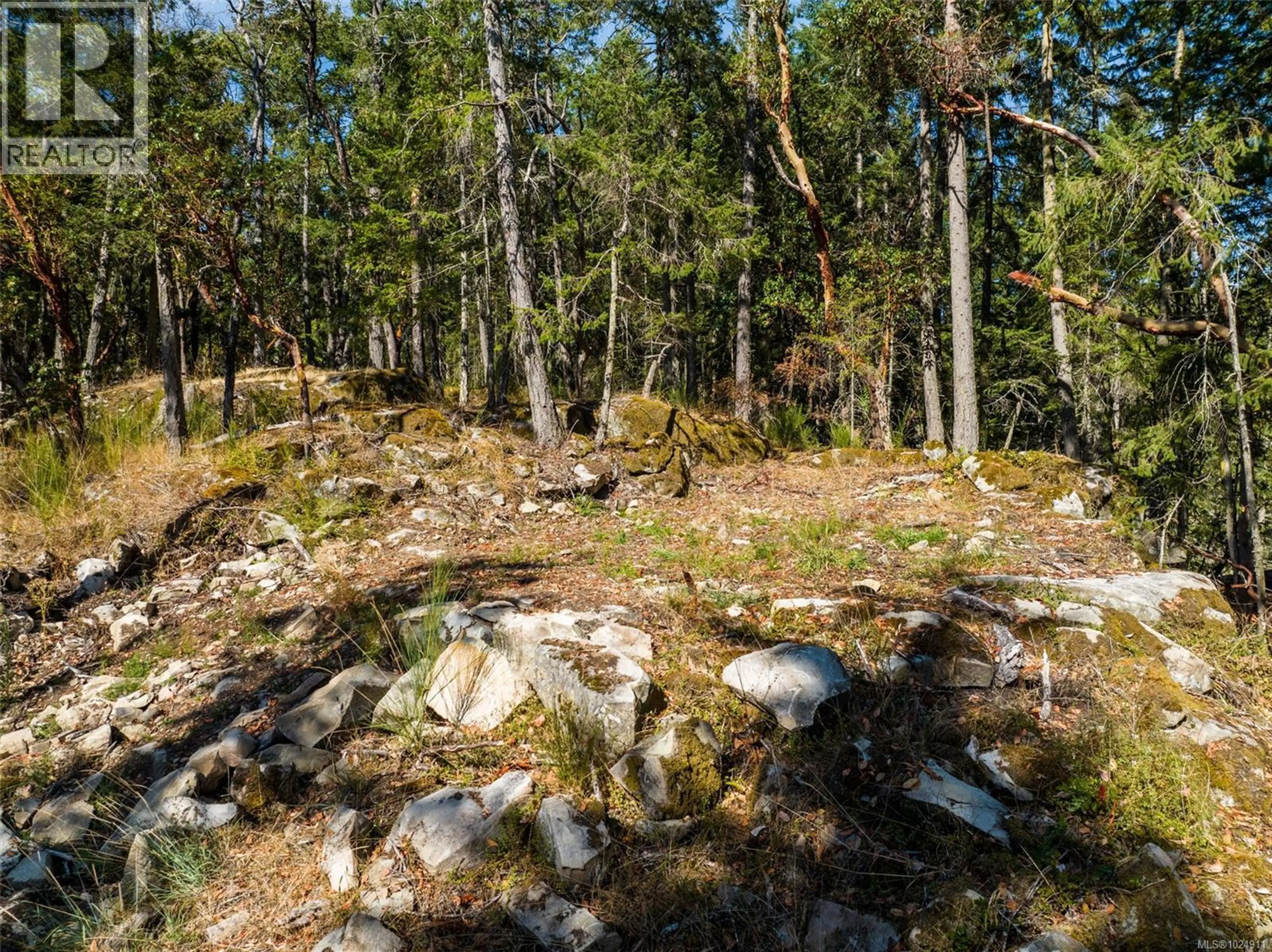 Property at 400 BAKER RD, Salt Spring, BC